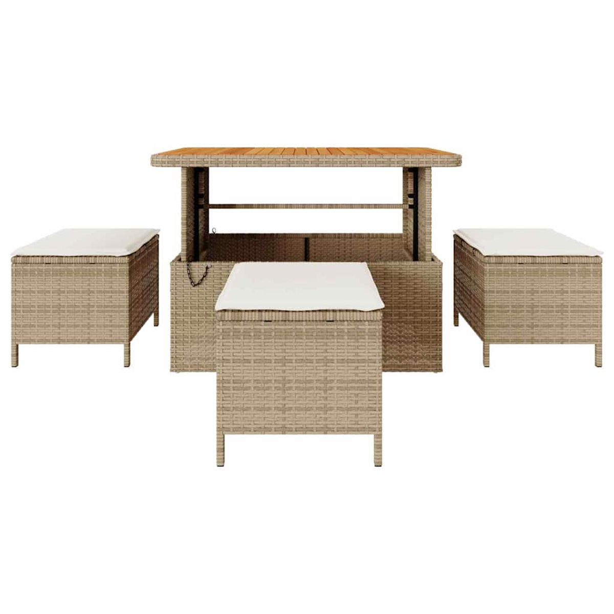 Geflochtenes Gartenmöbel-Set. Enthält einen Bartisch mit Holzplatte, drei Hocker mit weißen Kissen. Beige Farbschema.