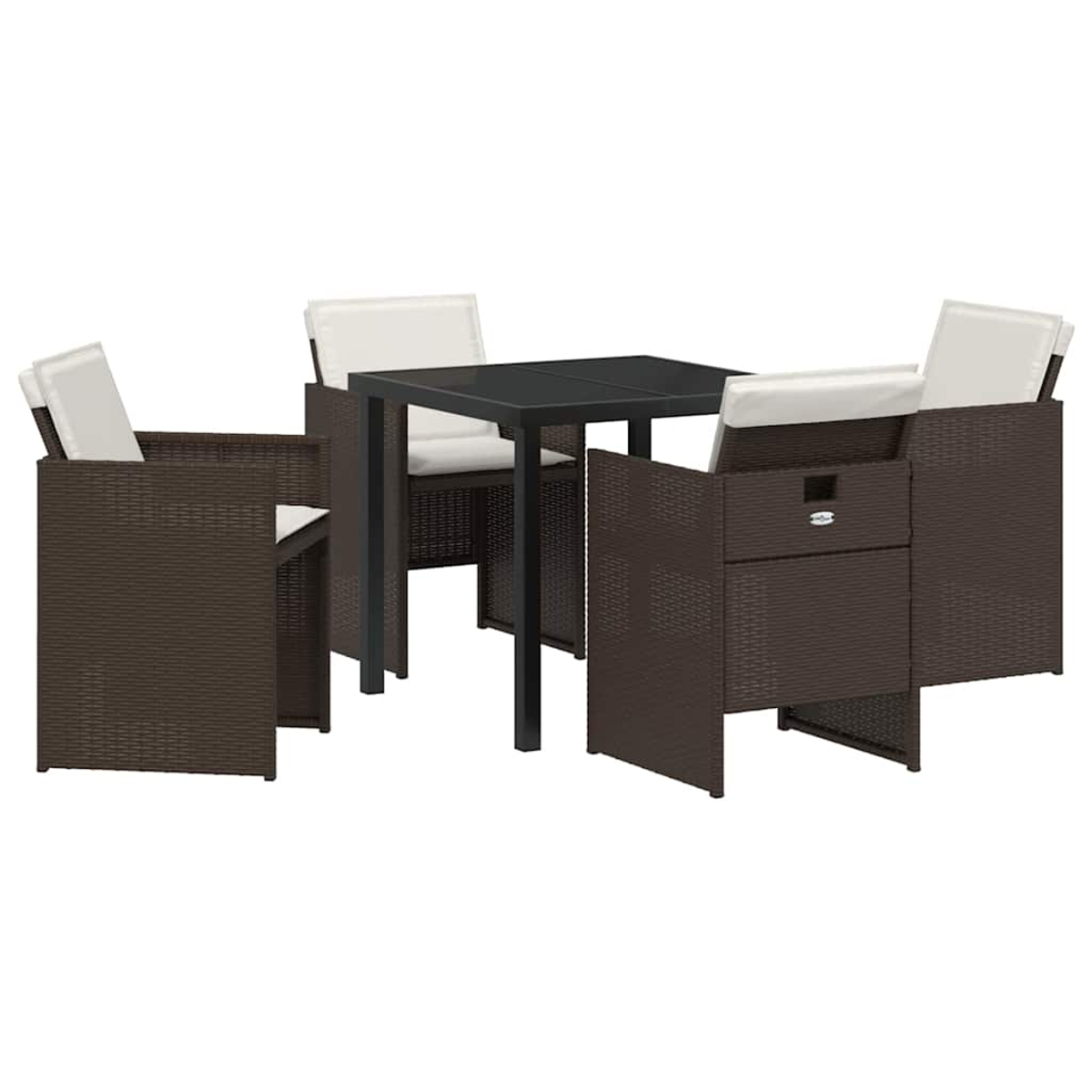 Un set di mobili da esterno in vimini marrone. Include un tavolo e quattro sedie con cuscini color crema, tutto su sfondo bianco.