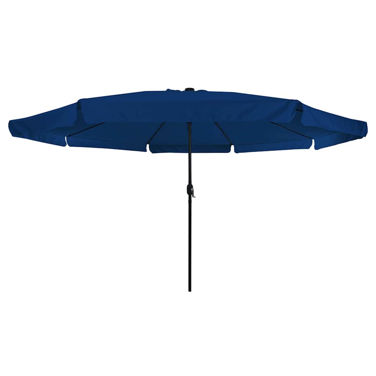 Un grande ombrellone blu aperto su sfondo bianco. Il palo è nero e la capote è blu scuro.
