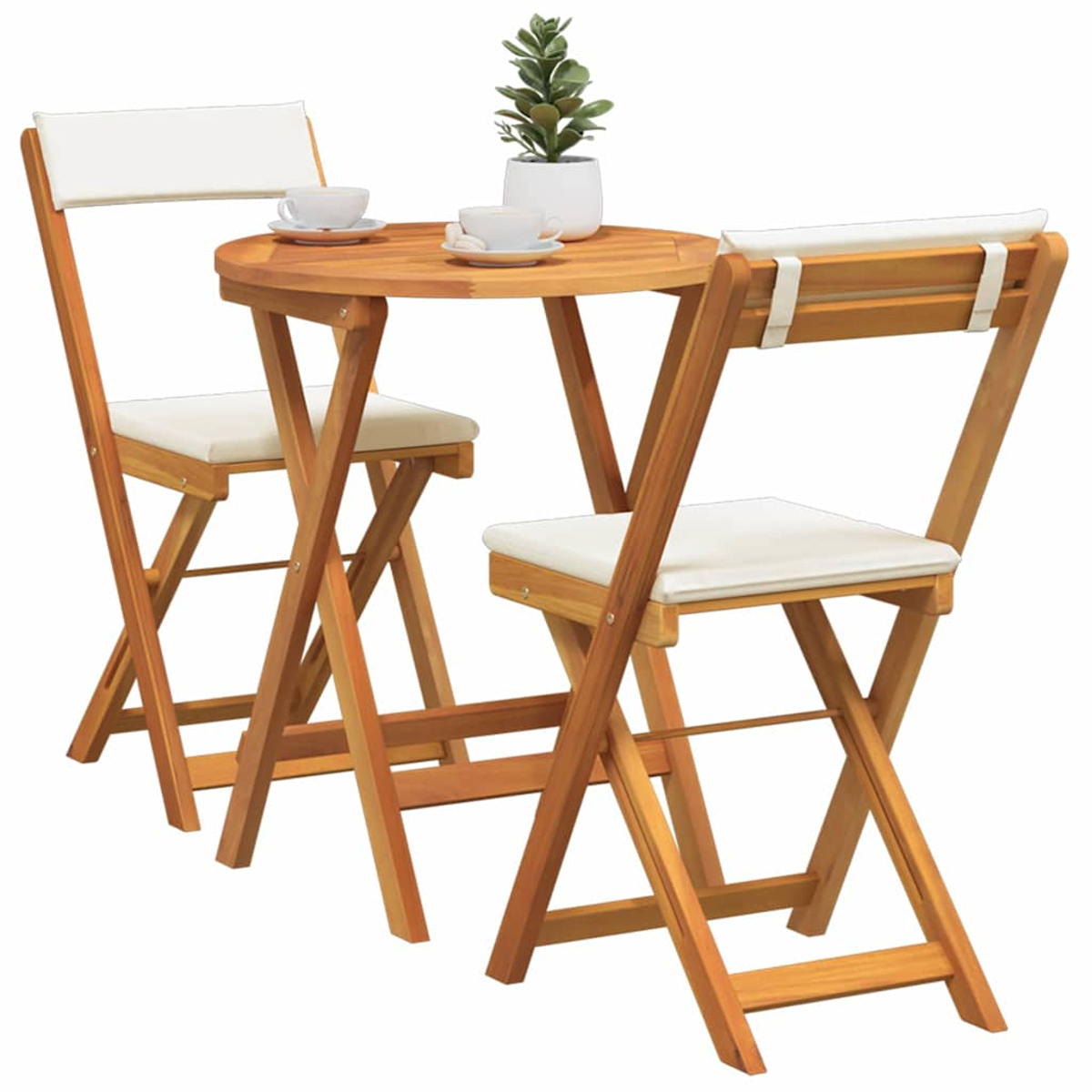 Juego de bistró de madera con dos sillas, una mesa redonda y una planta pequeña. Dos tazas y platillos en la mesa.