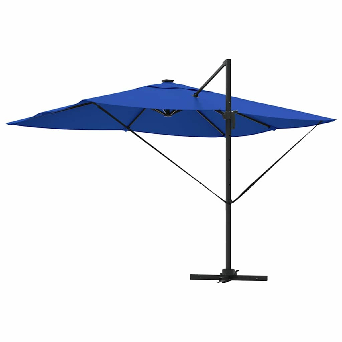 Ein großer, blauer Ausleger-Regenschirm. Er hat eine schwarze Stange und einen Rahmen. Der Schirm ist offen und der Hintergrund ist weiß.