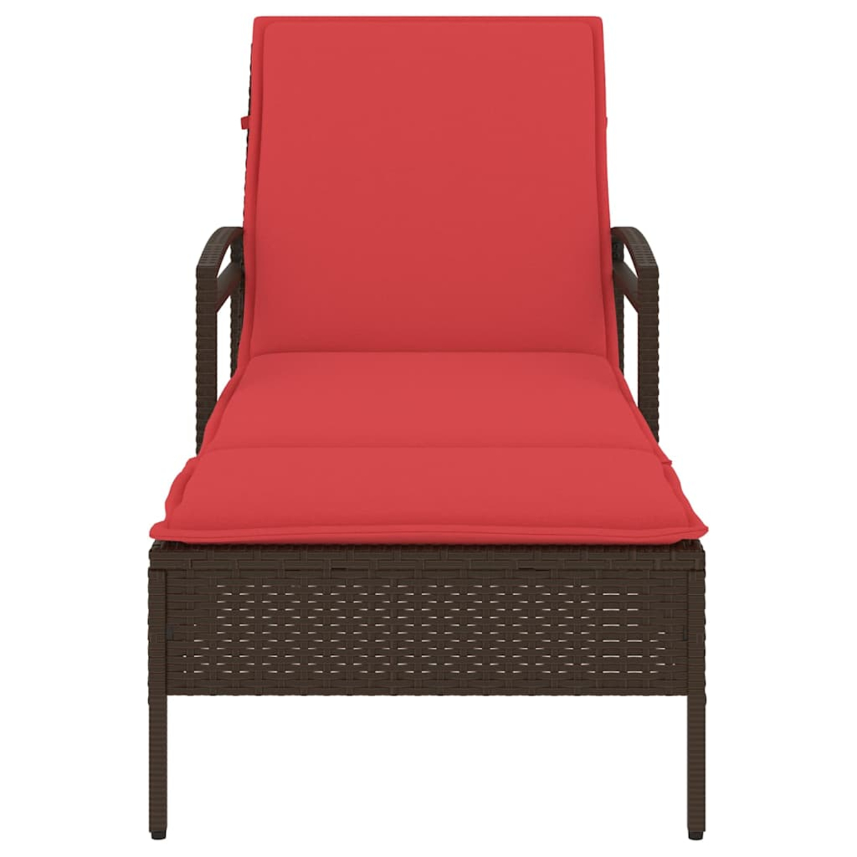 Eine braune Outdoor-Chaiselongue aus Korbgeflecht mit rotem Kissen und Rückenlehne. Der Rahmen ist dunkelbraun.