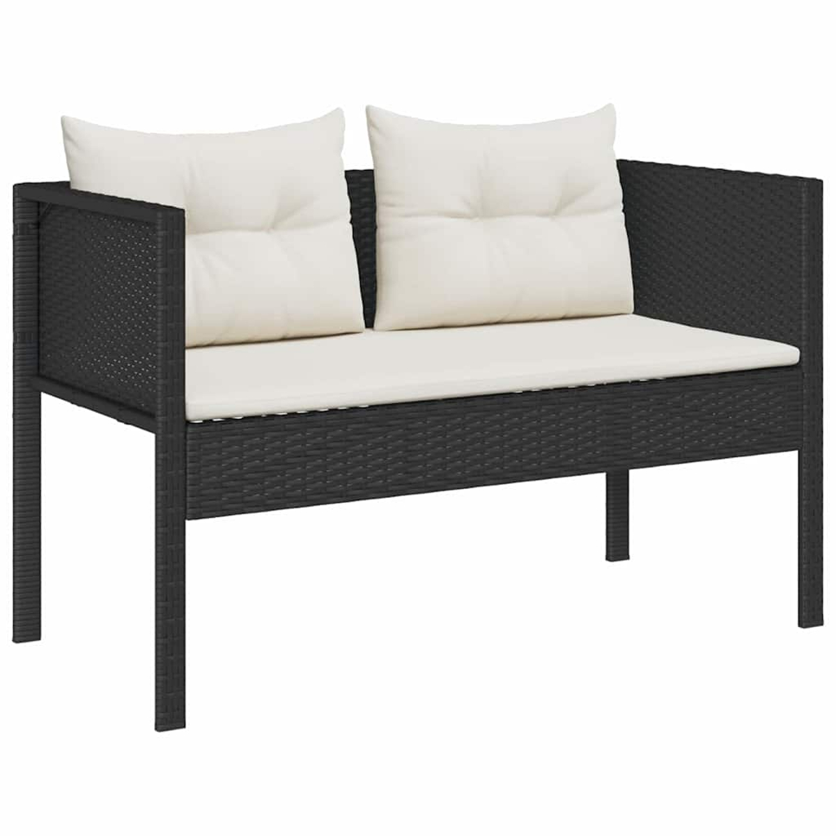 Ein schwarzes Rattan-Zweisitzer-Sofa mit zwei cremefarbenen Kissen. Das Sofa hat eine gewebte Textur und steht vor weißem Hintergrund.