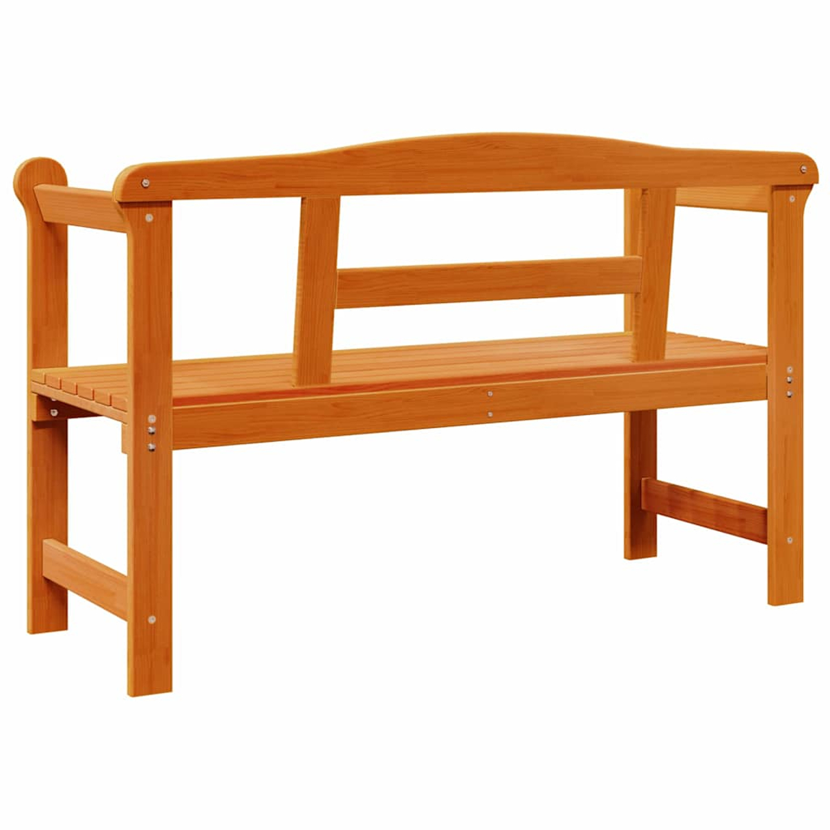 Un banco de madera con respaldo curvo. Está hecho de madera marrón claro y tiene un asiento de listones. El banco está vacío.