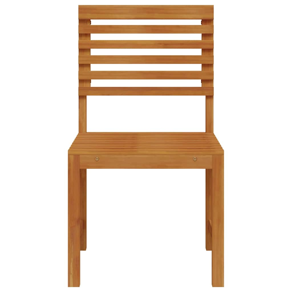 Ein Holzstuhl mit Lattenrücken und Sitzfläche. Der Stuhl hat vier Beine und ist hellbraun. Er steht auf weißem Hintergrund.