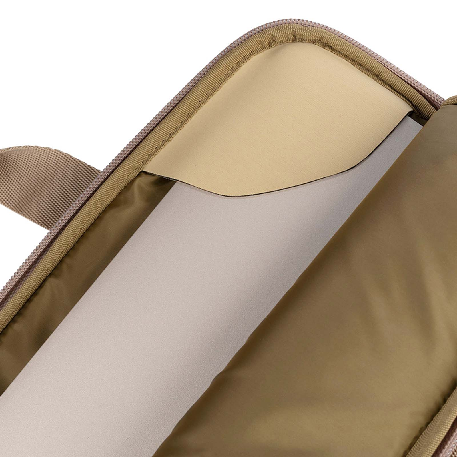 Borsa aperta, color beige. All'interno, un oggetto grigio chiaro è parzialmente visibile. Sono visibili anche la cerniera e il manico.