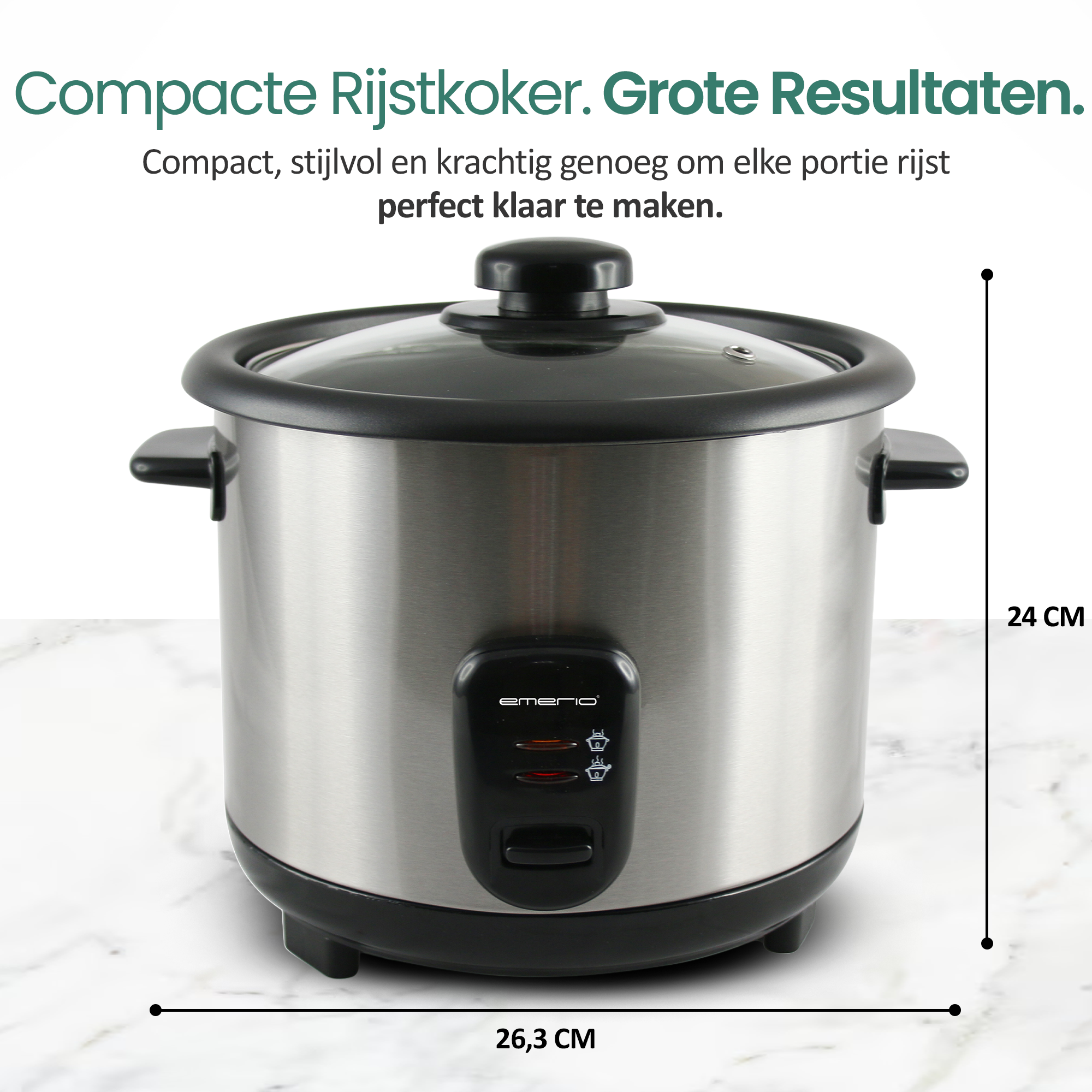 Een zilveren rijstkoker met zwart deksel, handvatten en basis. Afmetingen staan aangegeven. Het merk is Emerio.