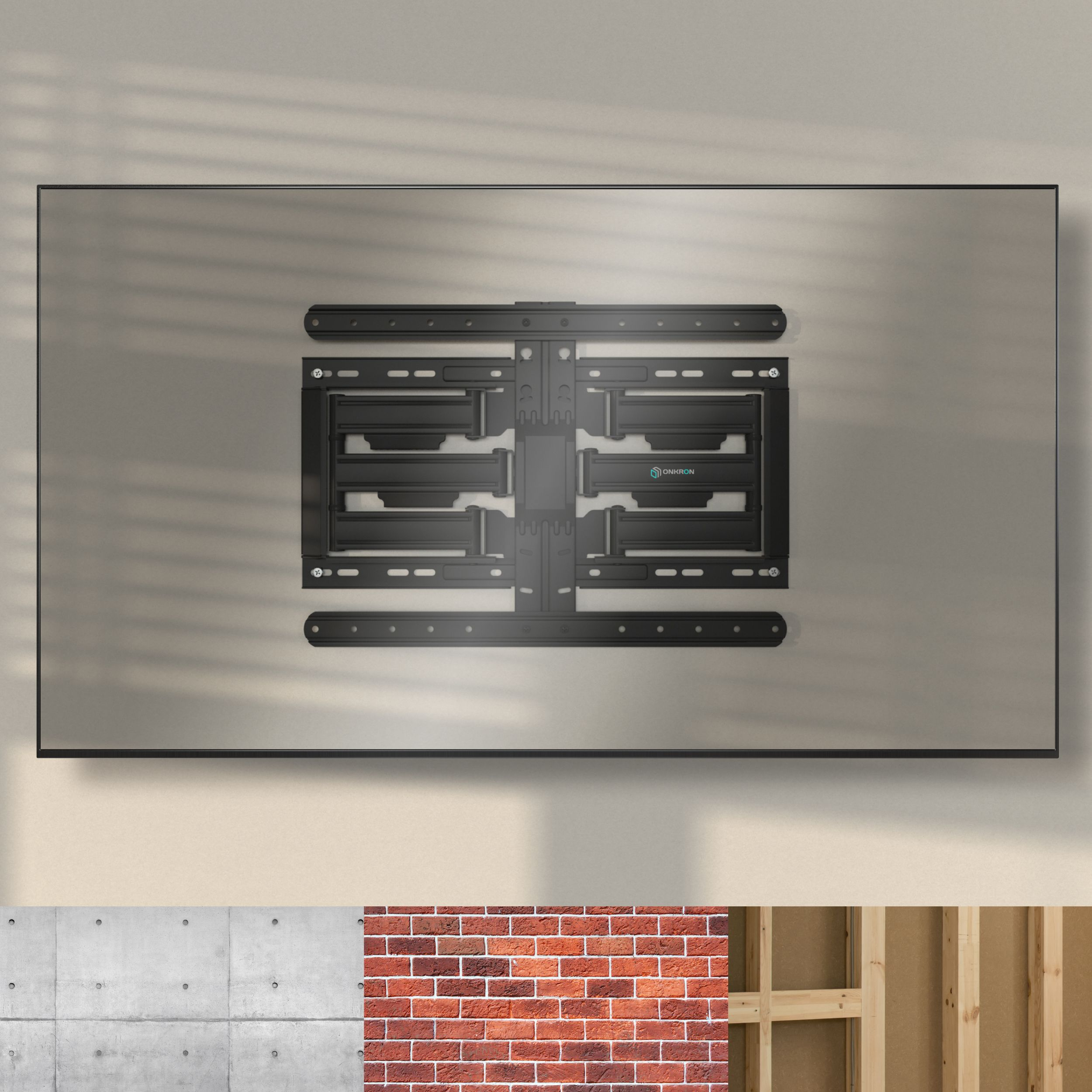 Czarny uchwyt do telewizora jest przymocowany do ściany. Uchwyt jest wyśrodkowany i ma logo. Ściana jest beżowa z cieniami.