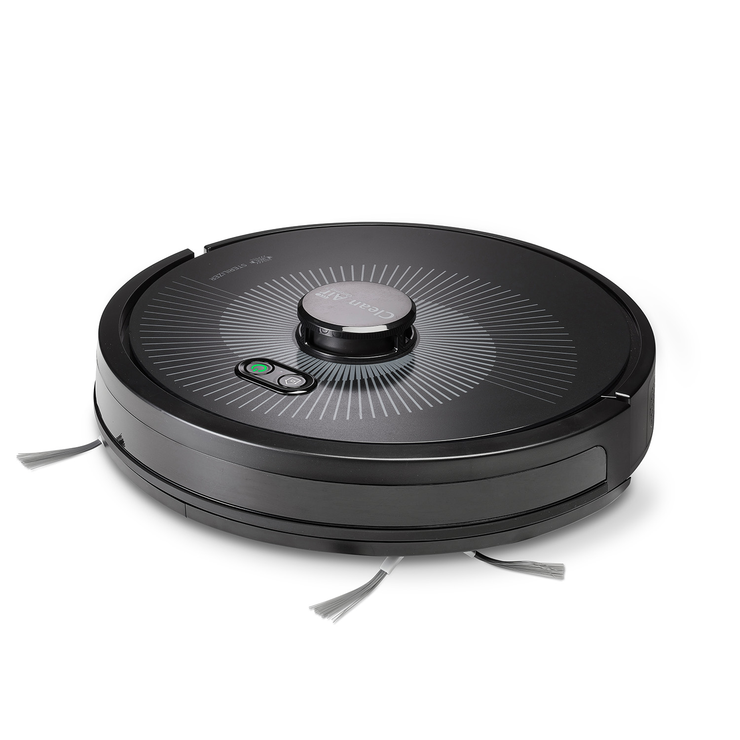 Un aspirateur robot noir et circulaire avec des brosses grises et un bouton argenté. Il a un bouton central argenté et des lignes radiales grises.