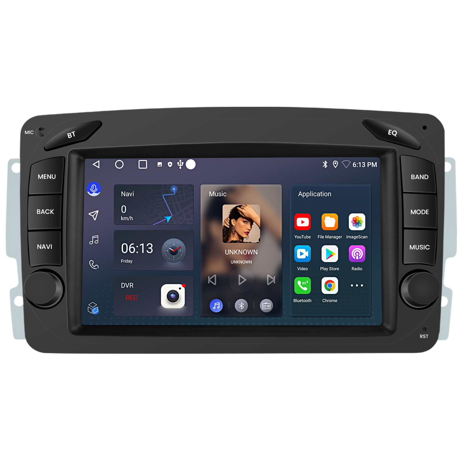 Autoradio-Bildschirm mit Navigation, Musik und App-Optionen. Enthält ein Kamera-Symbol für DVR. Die Uhrzeit 18:13 wird angezeigt.