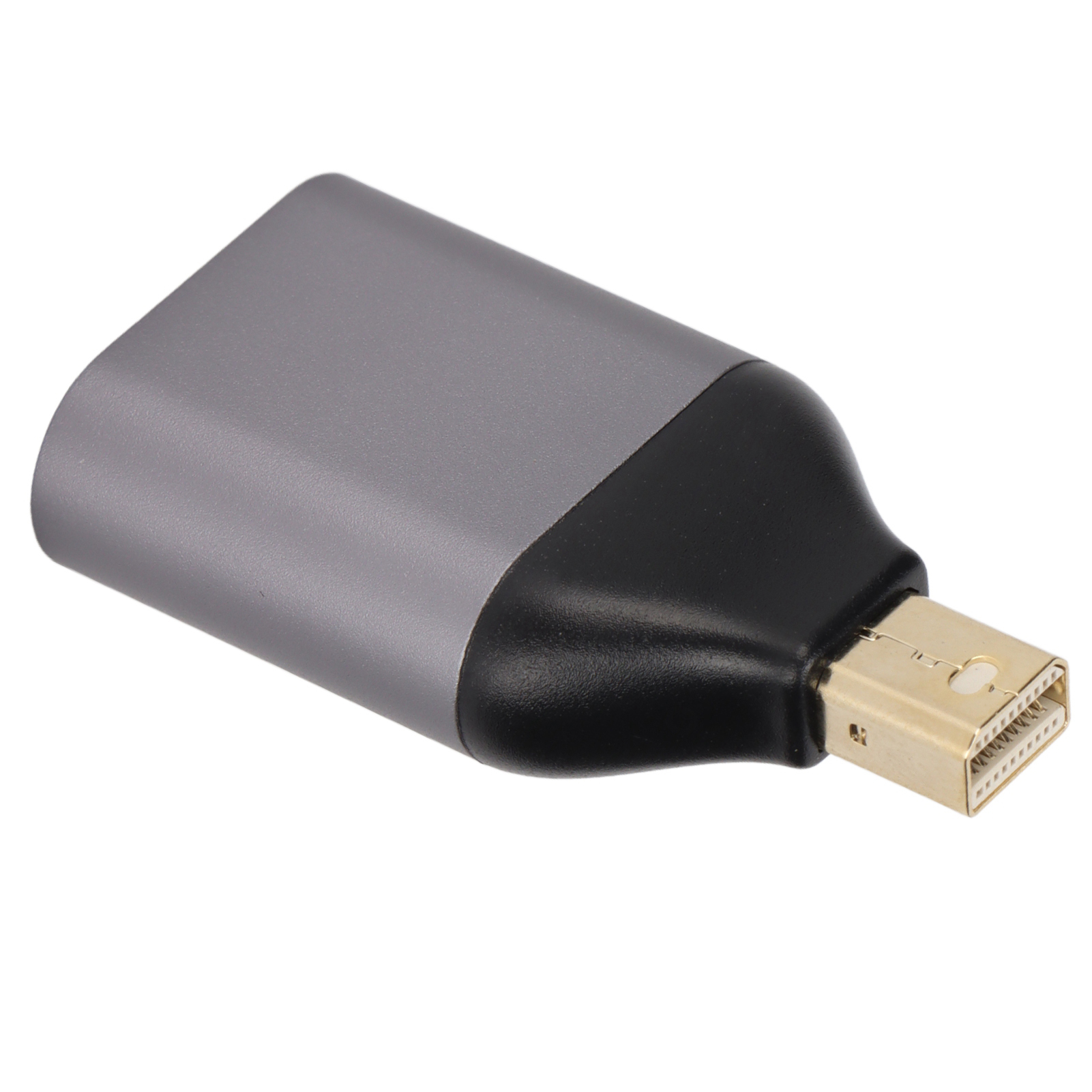 Ein silberner und schwarzer Adapter. Er hat einen DisplayPort-Anschluss und einen rechteckigen Körper. Der Hintergrund ist weiß.