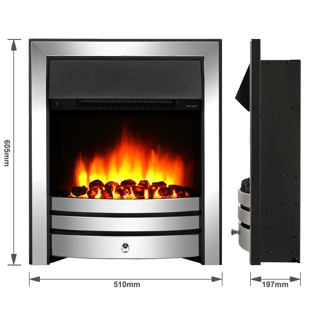 Elektrischer Kamin mit Flammen und glühenden Glut. Er hat einen silbernen Rahmen und eine schwarze obere Platte. Abmessungen sind angegeben.