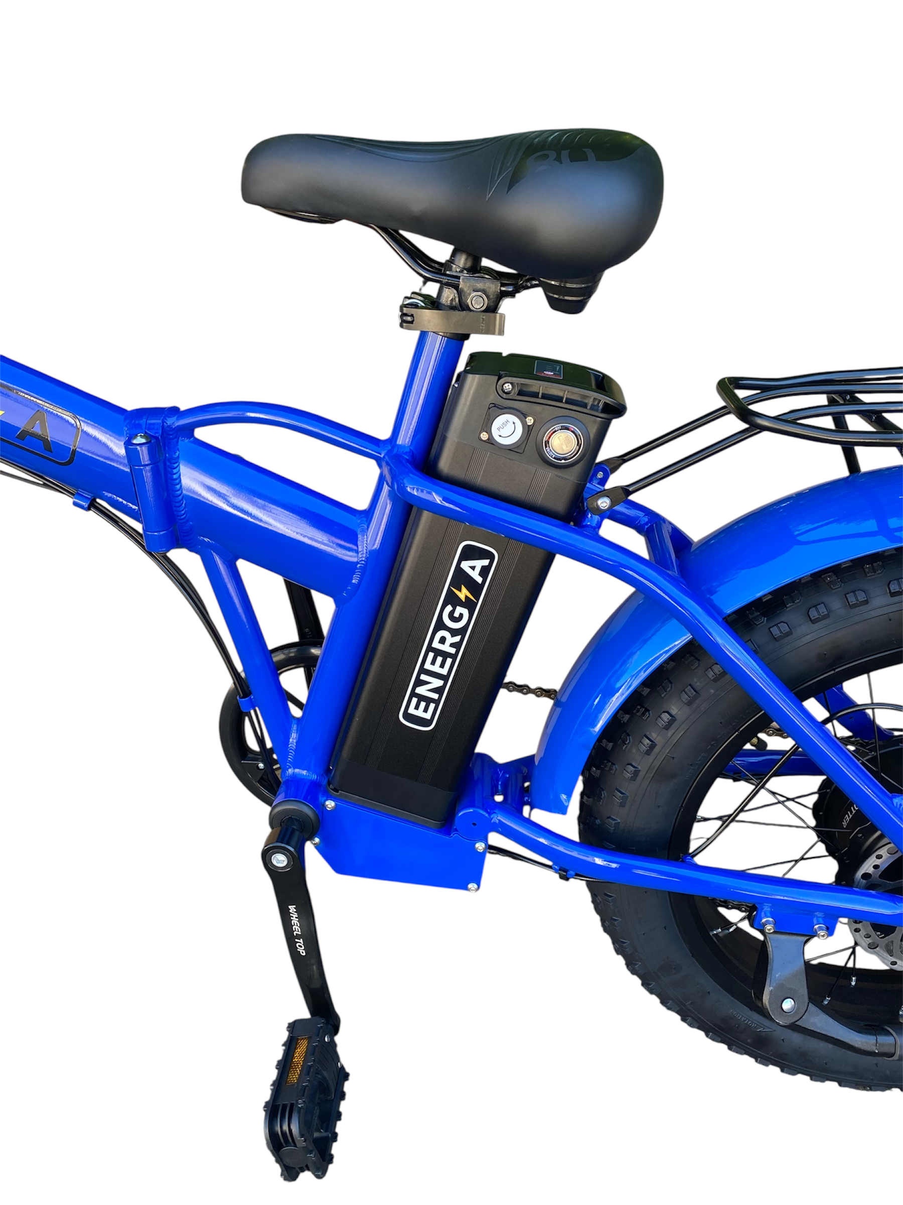 Bicicletta elettrica blu con sella, batteria e pneumatici neri. Il telaio è blu e ha un portapacchi.