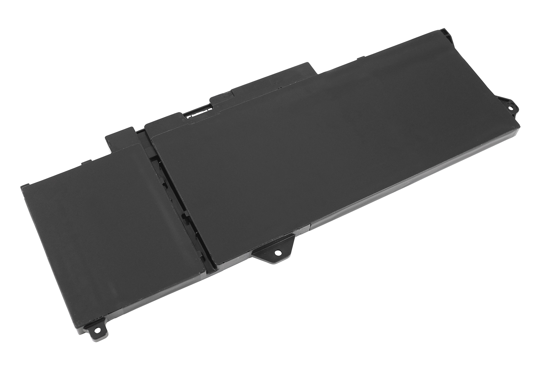 Una batteria nera per laptop su sfondo bianco. Ha forma rettangolare, con sezioni e fori di montaggio.