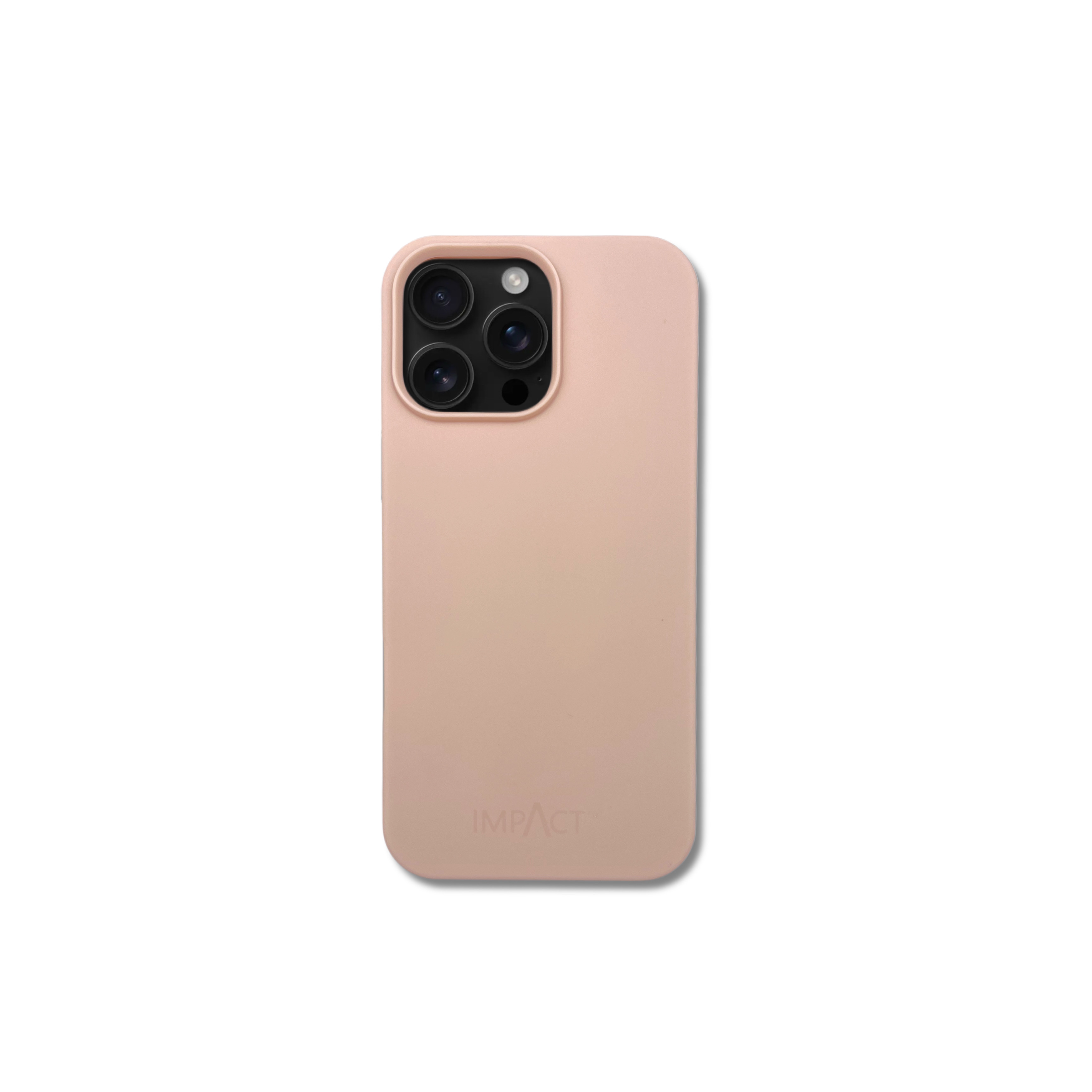 Una custodia per telefono rosa chiaro con un ritaglio per la fotocamera e la scritta IMPACT. Sfondo bianco.