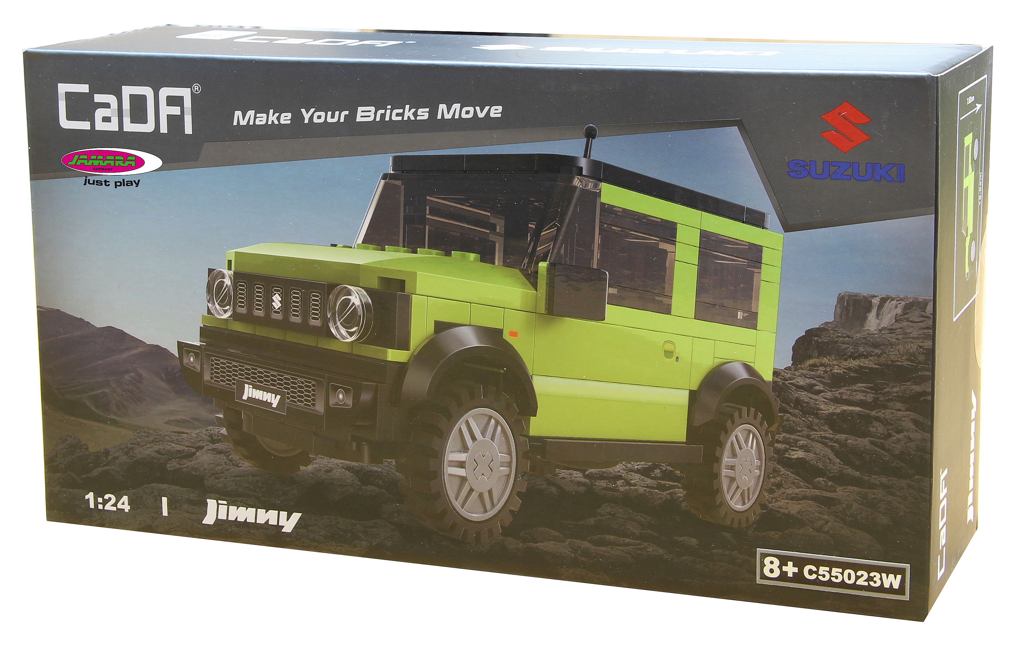 Eine Schachtel zeigt ein limettengrünes Spielzeugauto aus Blöcken mit dem Suzuki-Logo, dem Markennamen CaDA und dem Text 'Make Your Bricks Move'.
