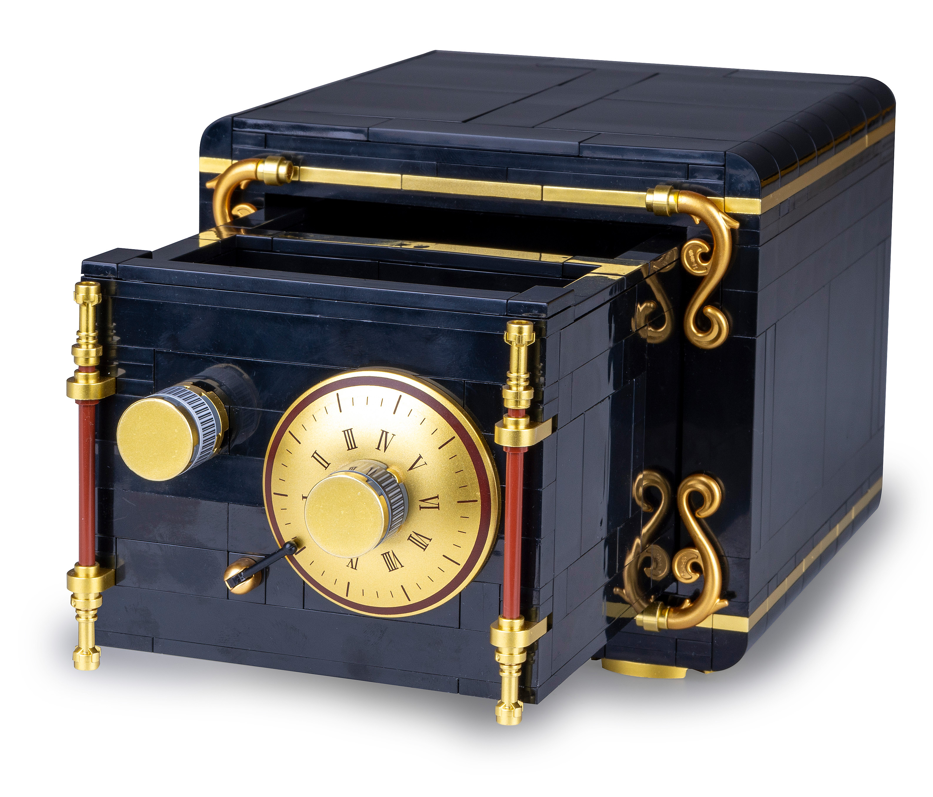 Ein offener, schwarz-goldener Tresor aus Legosteinen. Er hat ein Zifferblatt, Griffe und goldene Zierelemente auf weißem Hintergrund.