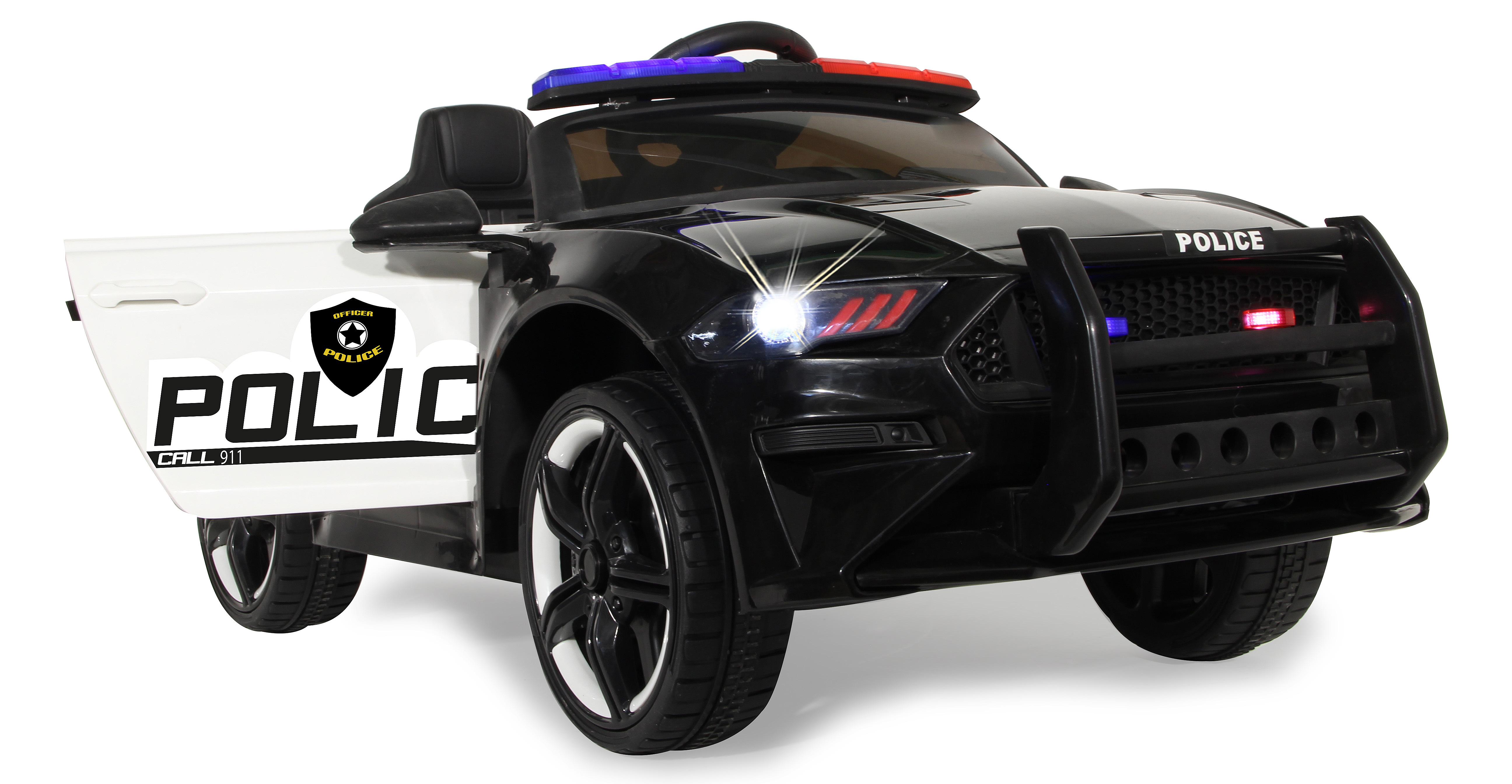 Ein schwarz-weißes Polizeispielzeugauto mit offener Tür. Es hat Blinklichter, eine Sirene und das Wort POLIZEI darauf.