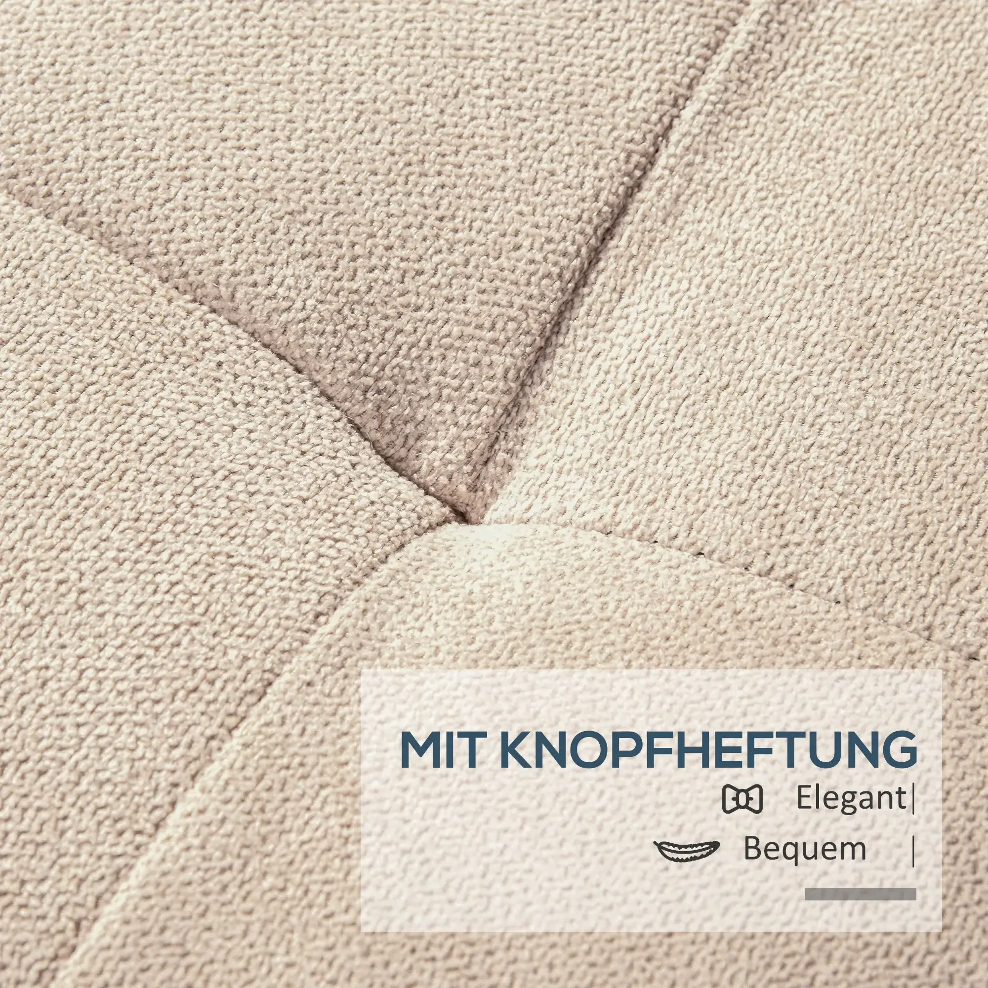 Nahaufnahme eines beigefarbenen strukturierten Stoffes mit Nähten. Text: MIT KNOPFHEFTUNG, Elegant und Bequem.
