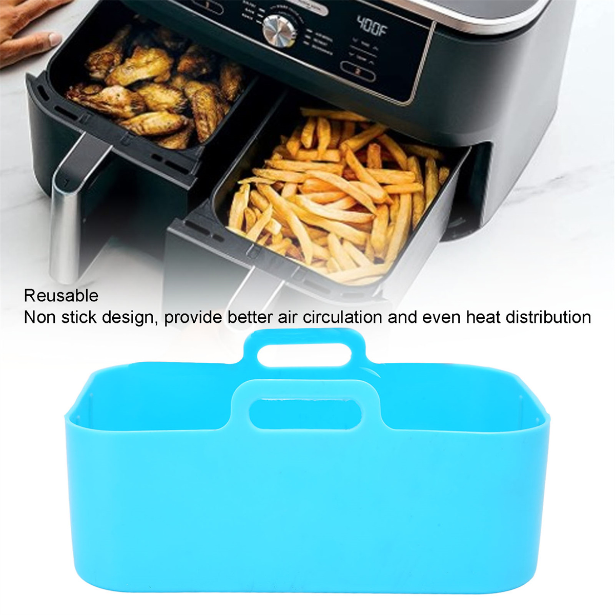 Ein Luftfritteuse mit Hähnchenflügeln und Pommes Frites. Ein blauer Silikonkorb befindet sich im Vordergrund. Die Fritteuse zeigt 400F.