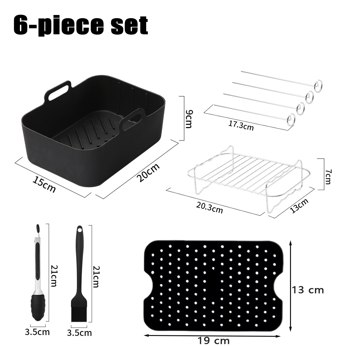 Ein 6-teiliges Airfryer-Set enthält einen schwarzen Korb, Spieße, ein Gestell, Zangen, einen Pinsel und eine perforierte Matte mit Größenangaben.