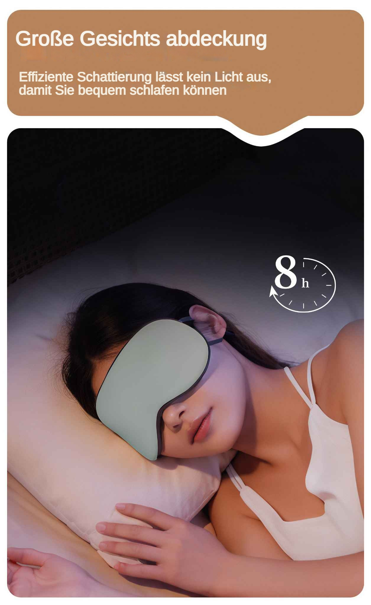 Eine Frau mit Schlafmaske liegt auf einem Kissen. Die Maske ist grün. Der Hintergrund zeigt eine Uhr mit einer '8' zur Anzeige der Schlafstunden.