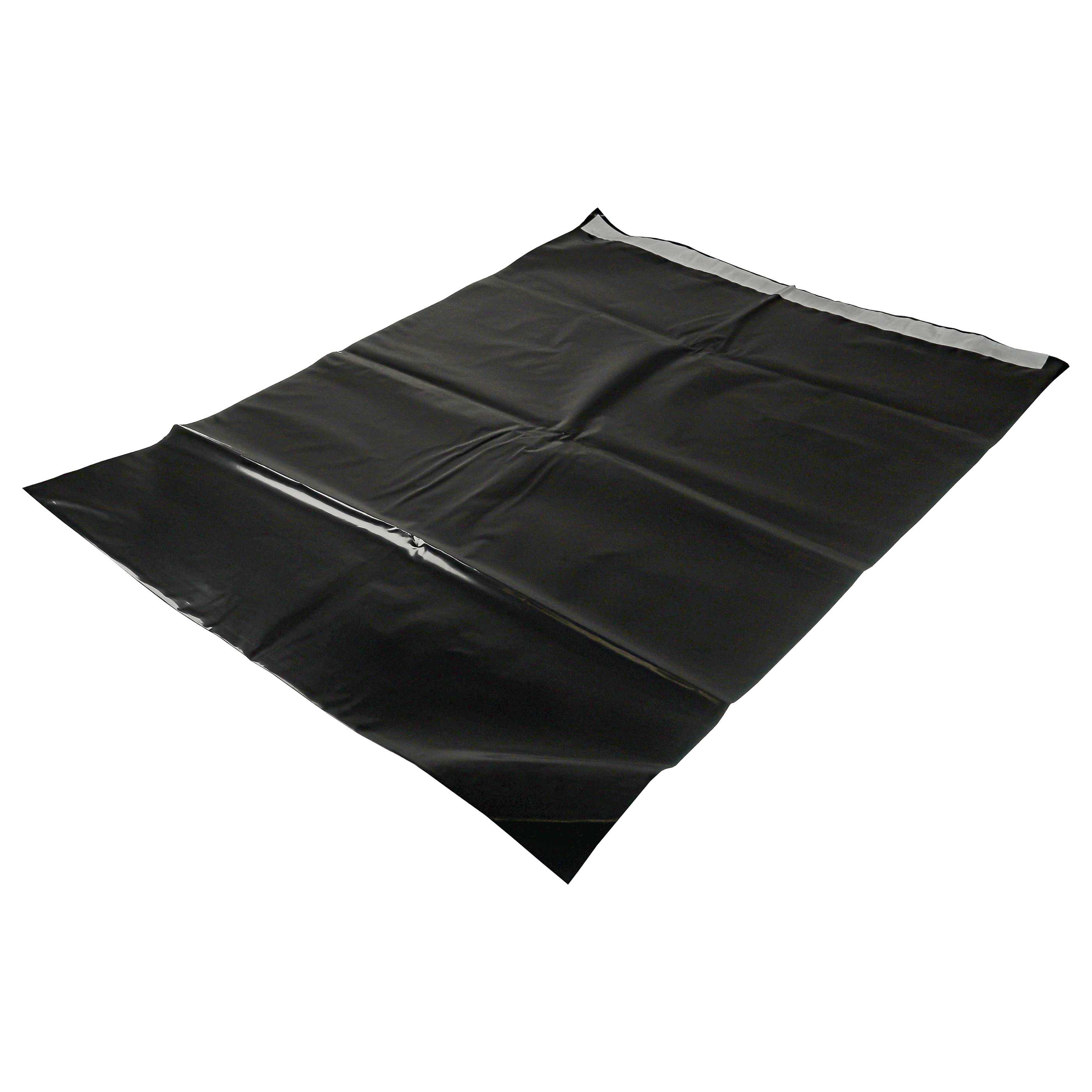 Ein schwarzes, glänzendes Plastiktuch liegt diagonal auf weißem Grund. Am oberen Rand ist ein silberner Streifen zu sehen.