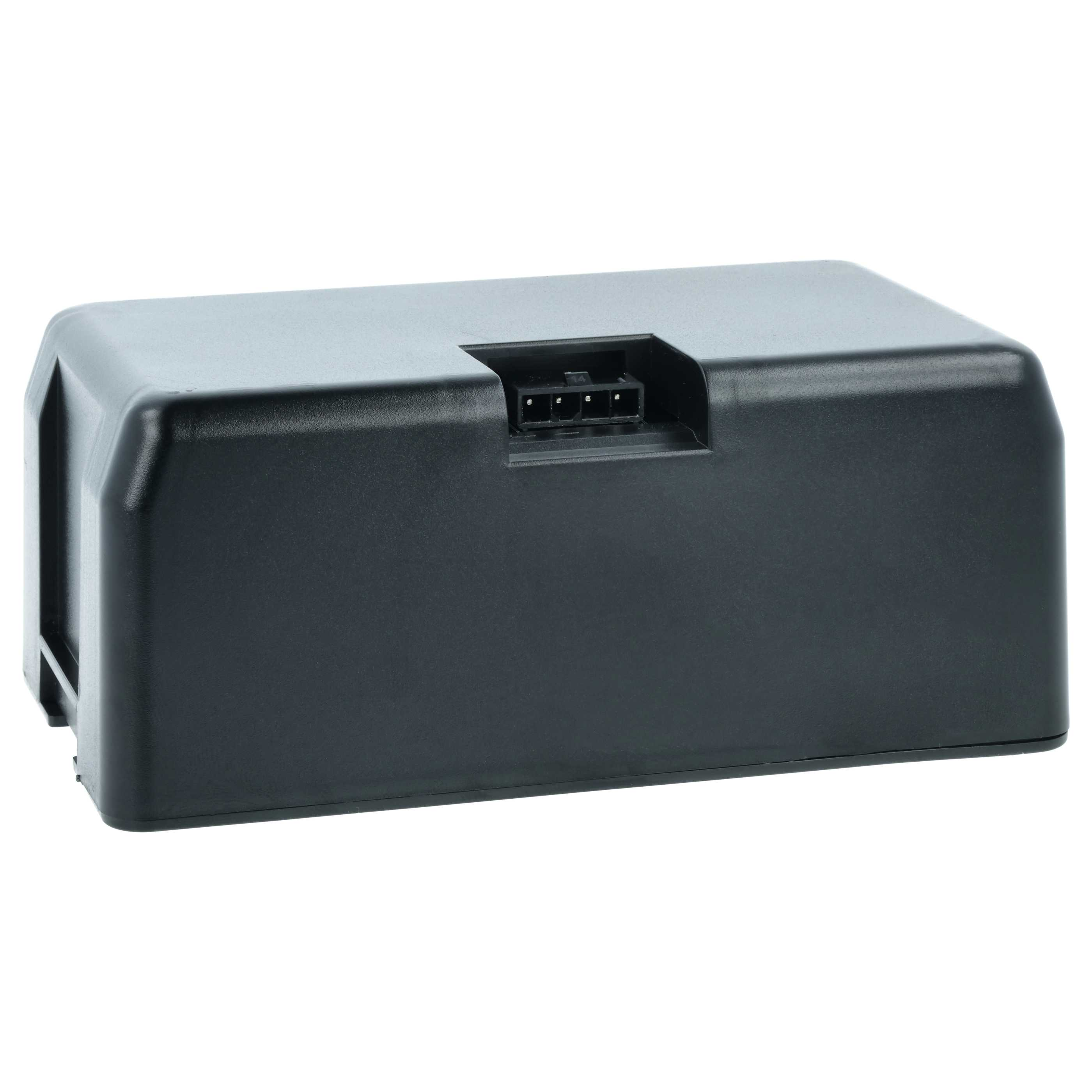 Eine rechteckige schwarze Plastikbox mit einer Aussparung und einem Stecker auf einer Seite, vor weißem Hintergrund.