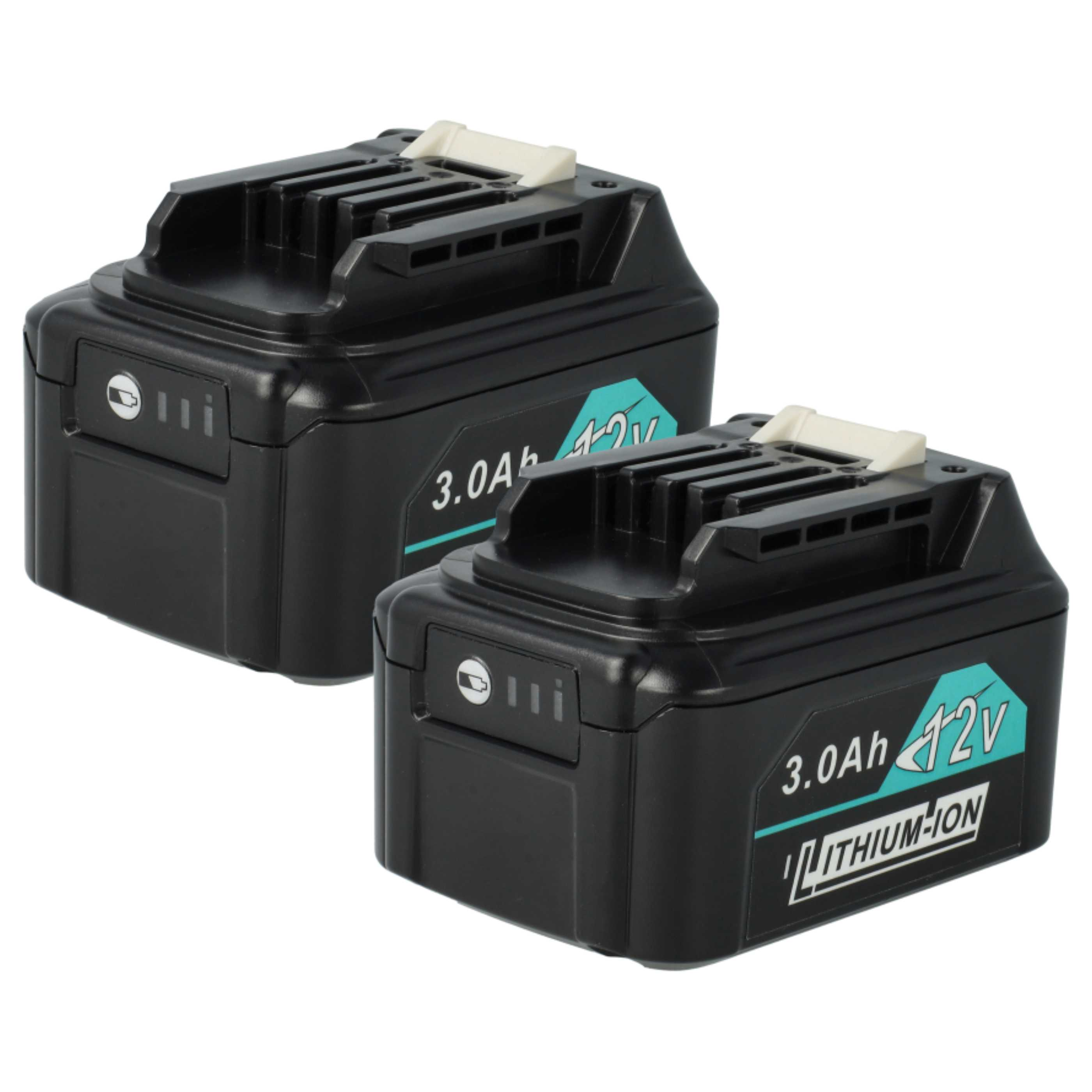 Zwei schwarze 12-V-Lithium-Ionen-Akkupacks. Jeder hat eine weiße Oberseite, eine Leistungsanzeige und ein türkis-weißes Etikett.