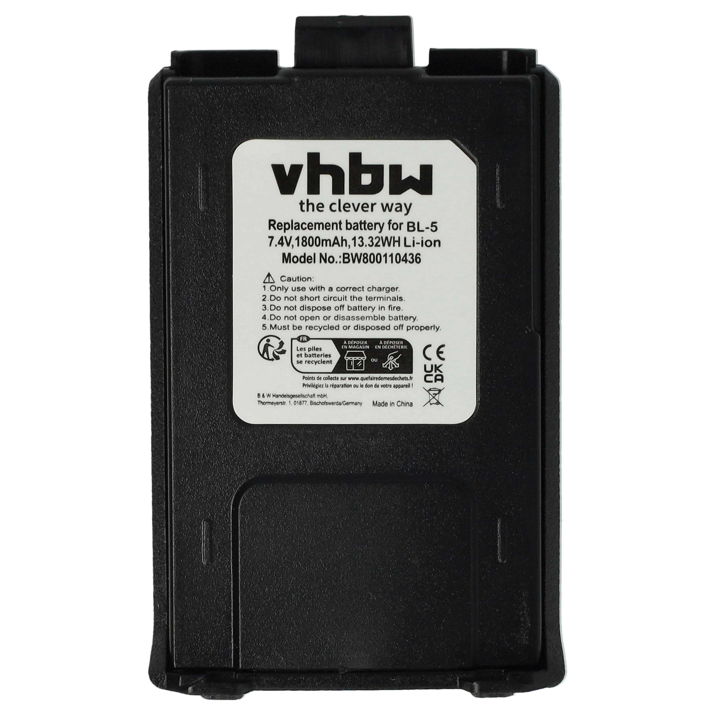 Ein schwarzer Akku mit weißem Etikett. Text enthält 'Ersatzbatterie' und Sicherheitshinweise sowie Recycling-Symbole.
