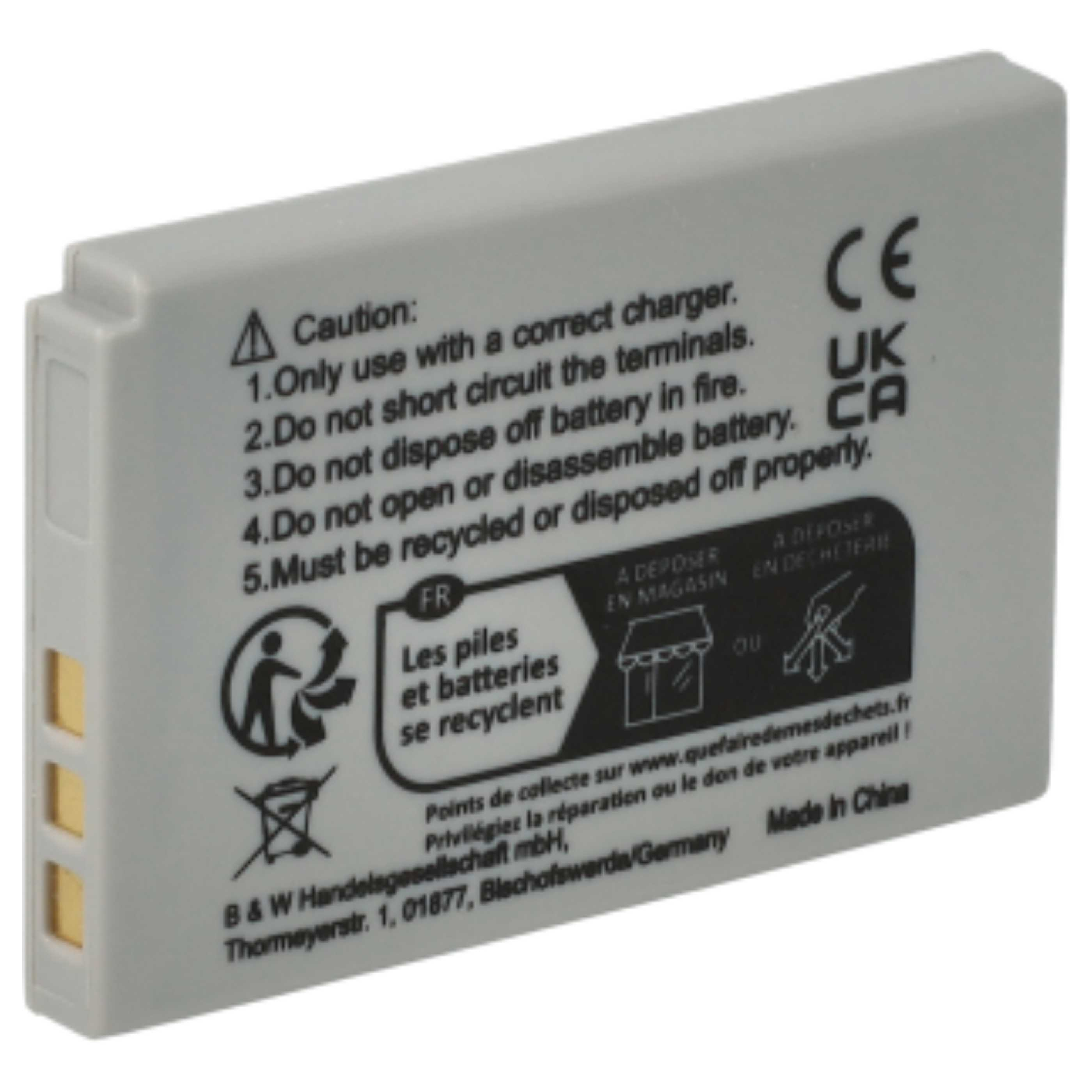Graue Batterie mit Warnungen und Recycling-Symbolen. Text enthält 'Vorsicht', 'Recycle' und 'Made in China'.