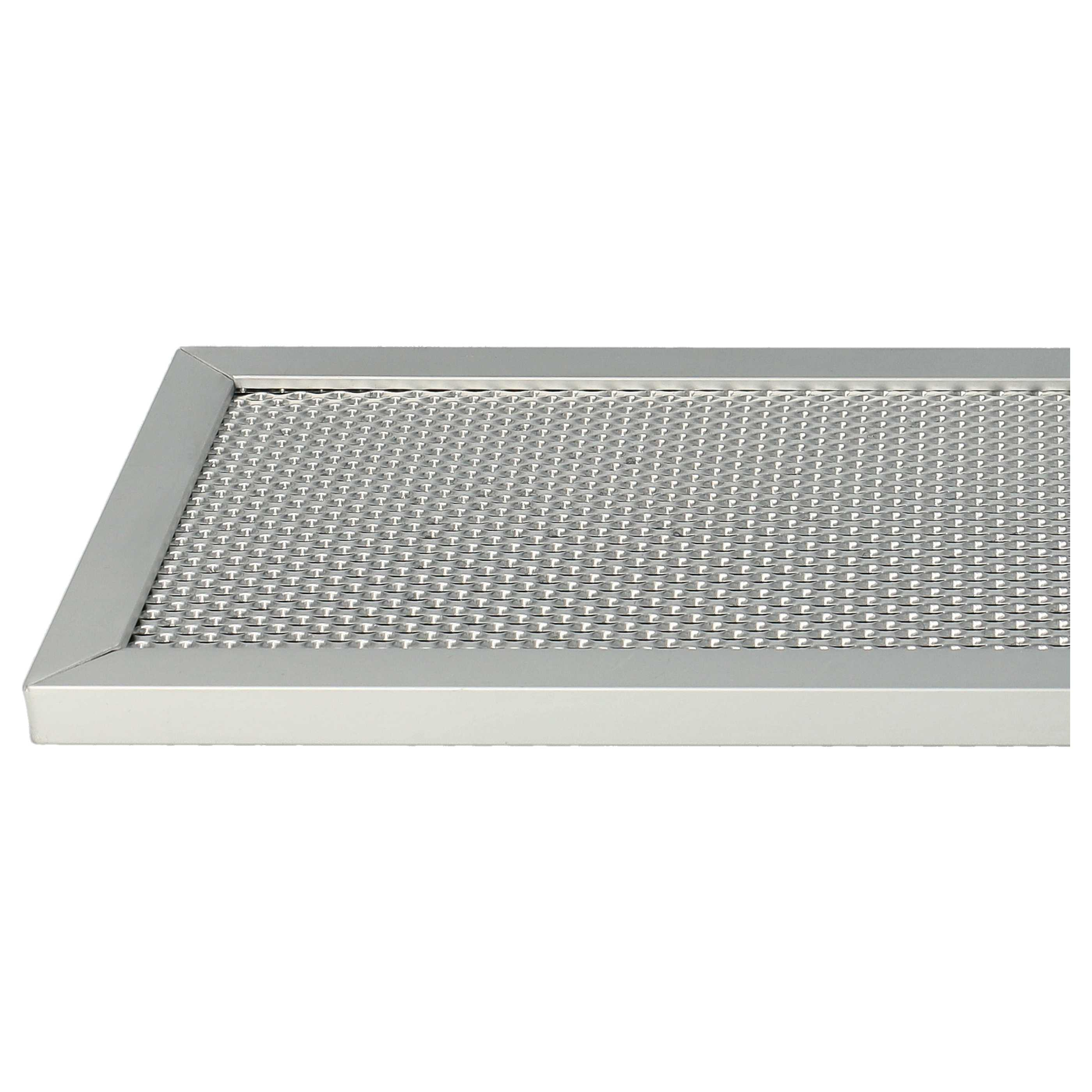Nahaufnahme eines rechteckigen, silbernen Metall-Luftfilters mit feinem Maschengewebe. Der Rahmen ist ebenfalls silbern.