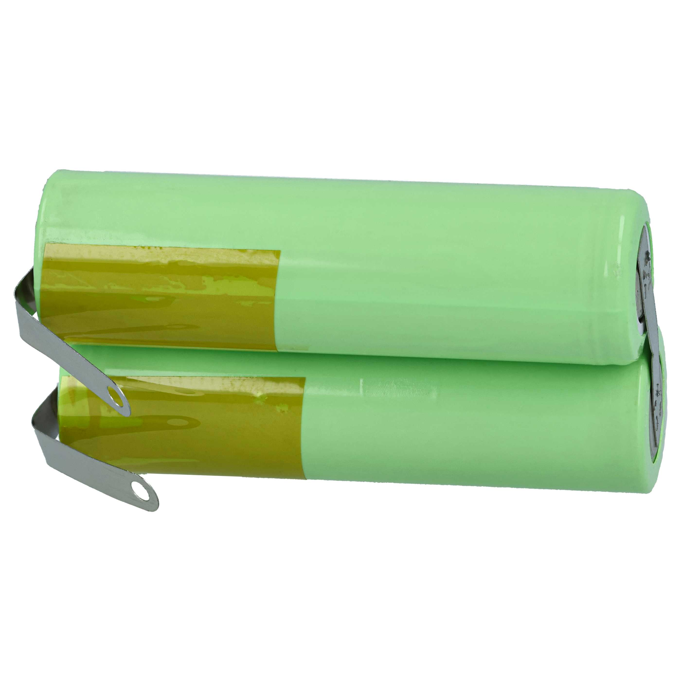 Zwei grüne zylindrische Batterien mit goldenen Streifen und silbernen Metallclips, isoliert auf weißem Hintergrund.