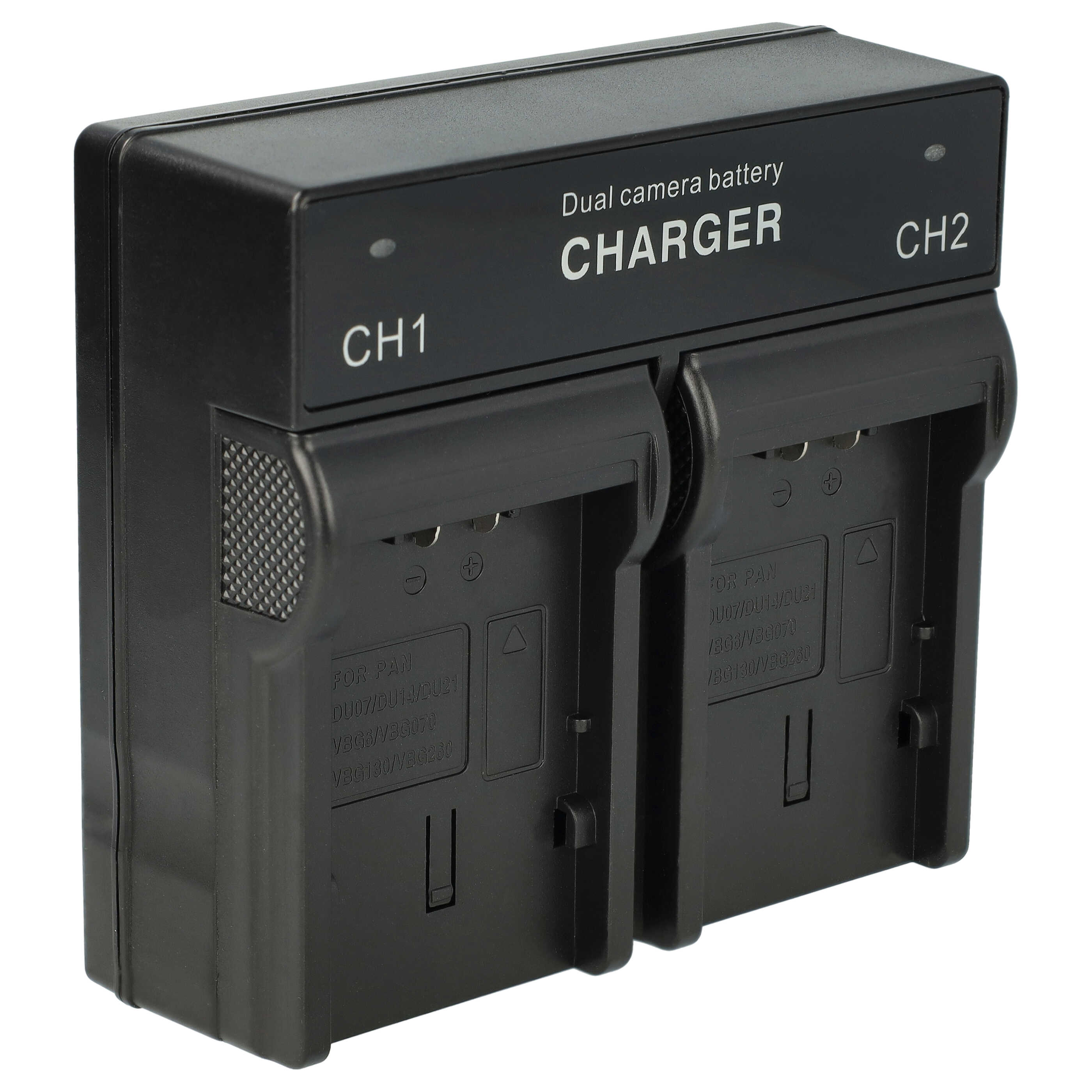 Schwarzes Dual-Kamera-Batterieladegerät. Es hat zwei Steckplätze und Aufschriften wie CH1 und CH2. Text enthält 'CHARGER' und 'FOR PAN'.