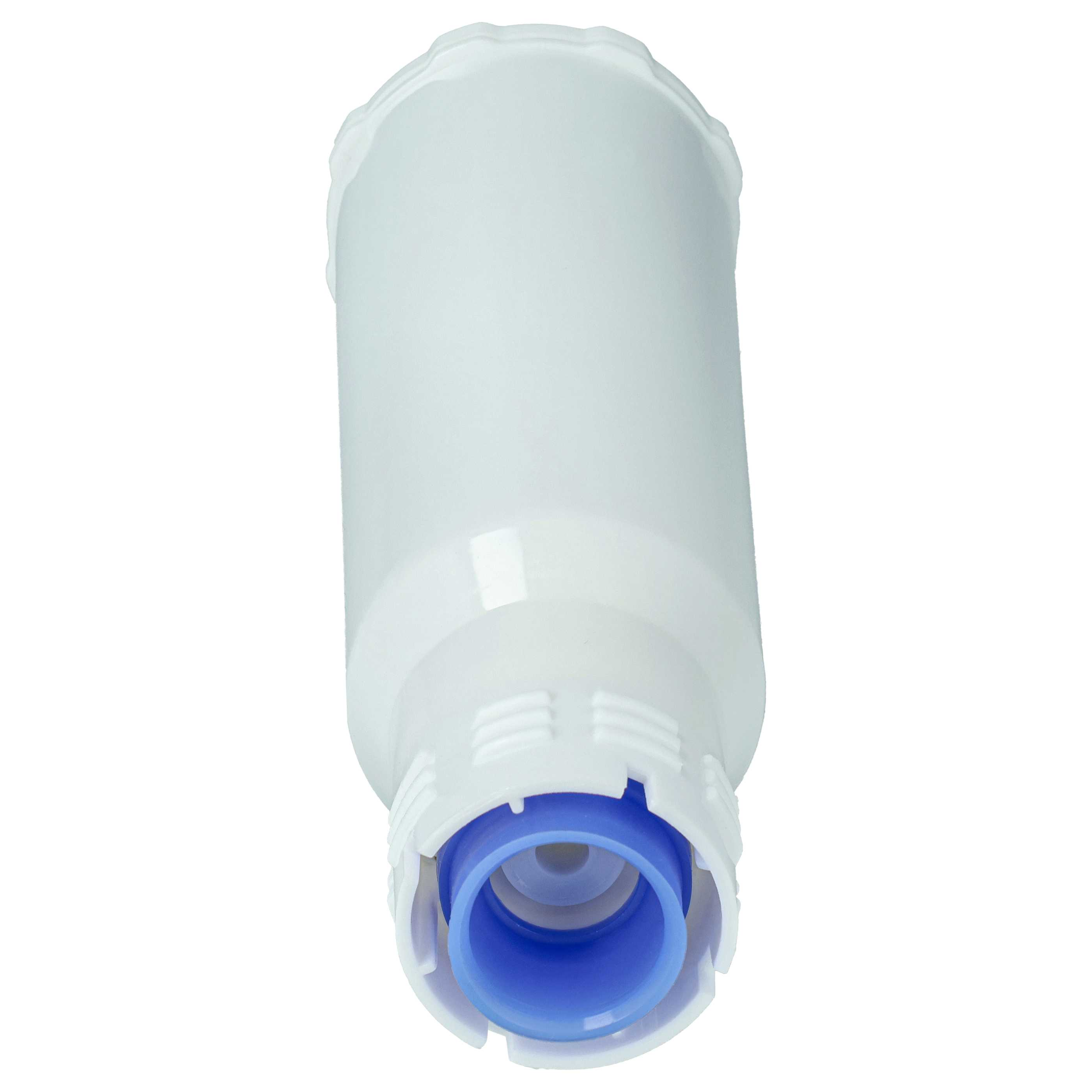 Eine weiße Wasserfilterpatrone mit blauem Innenbestandteil, schräg vor weißem Hintergrund.