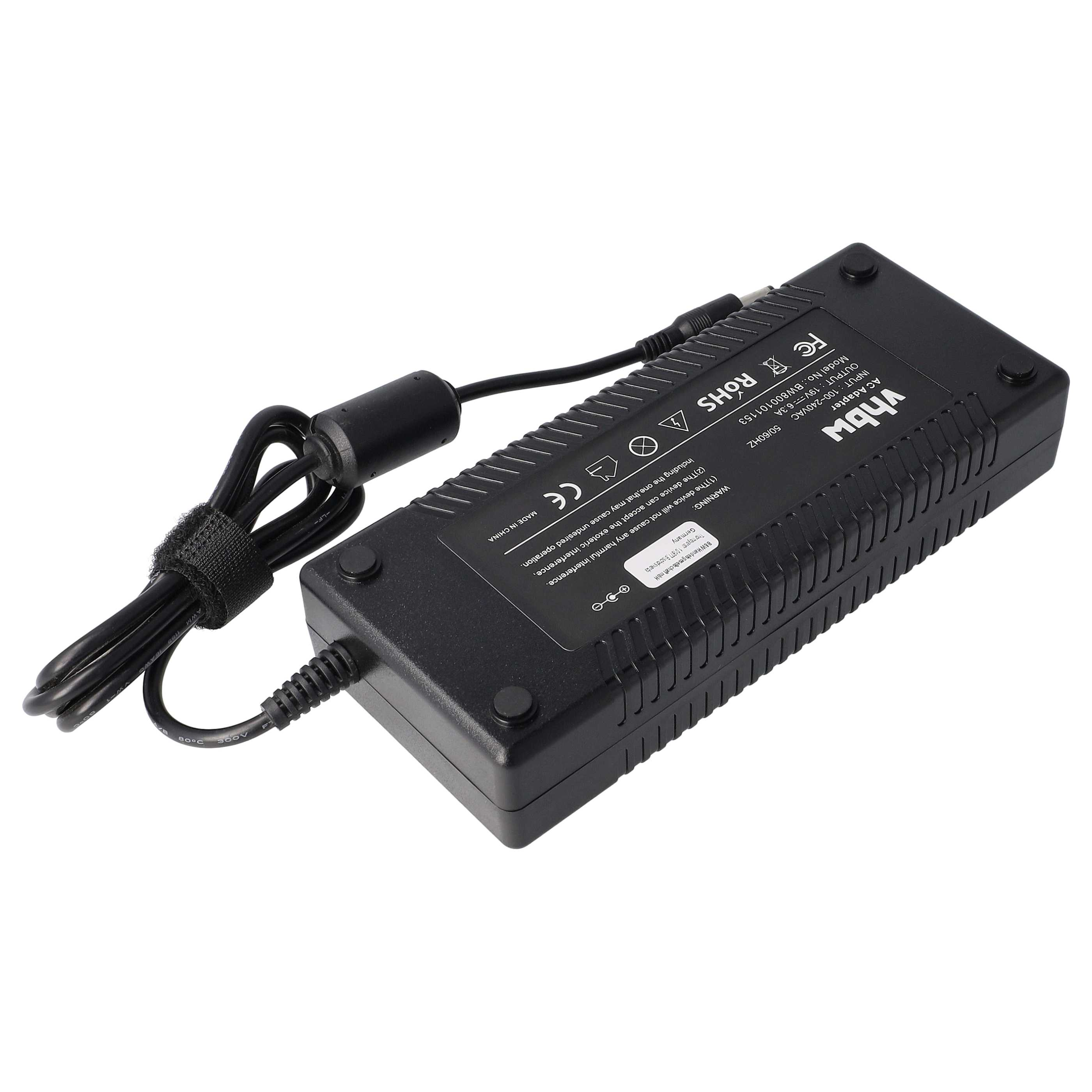 Schwarzes Netzteil mit Kabel. Es hat Text und Logos. Das Kabel ist mit einem Klettverschluss gesichert.