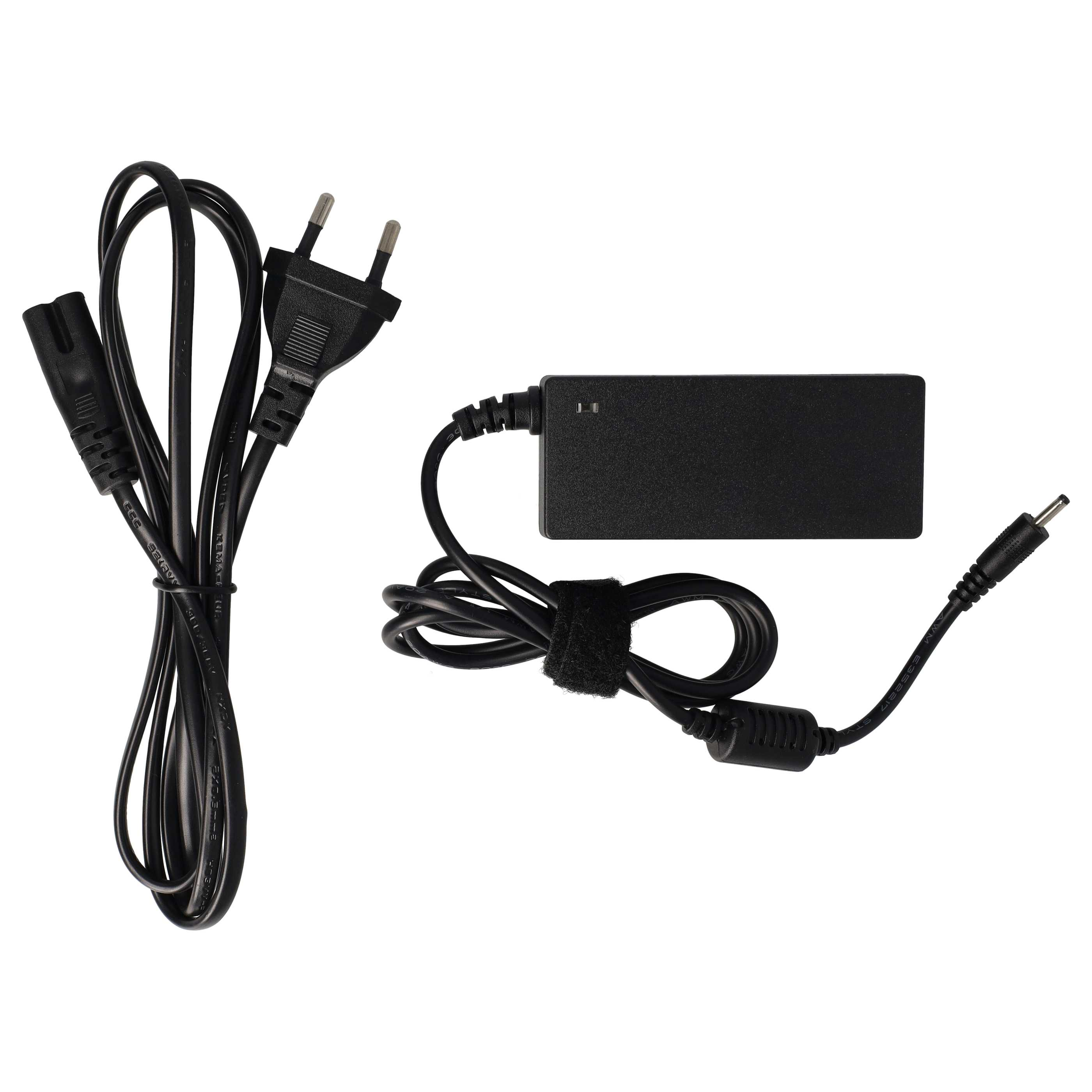 Ein schwarzes Laptop-Ladegerät mit Zweipolstecker und DC-Anschluss. Kabel sind schwarz.