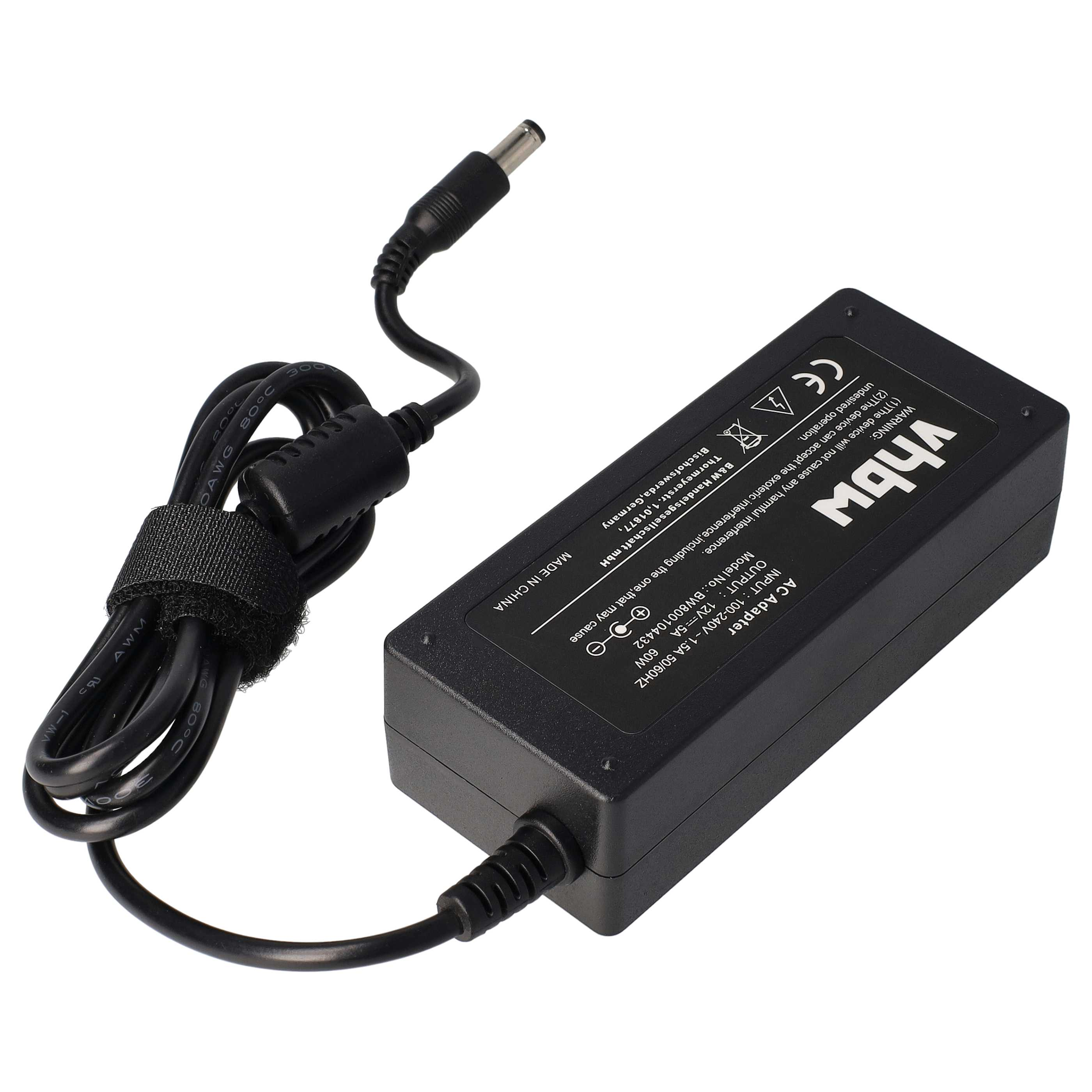 Schwarzes Netzteil mit angeschlossenem schwarzem Kabel und Stecker. Der Adapter hat weißen Text und ist in China hergestellt.