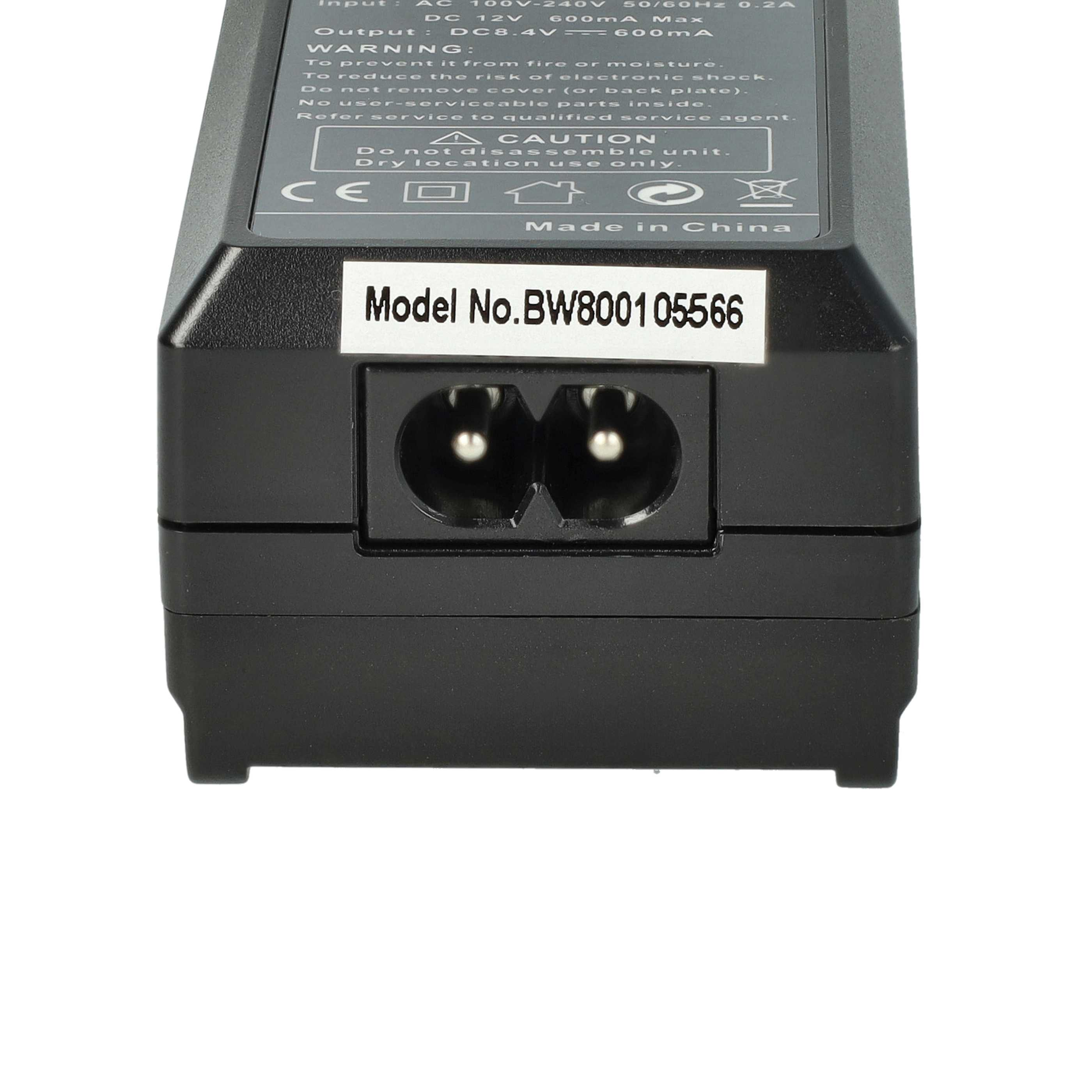 Schwarzer Netzadapter mit Textetiketten. Modellnummer BW800105566 sichtbar. Er hat einen zweipoligen Eingang. Made in China.