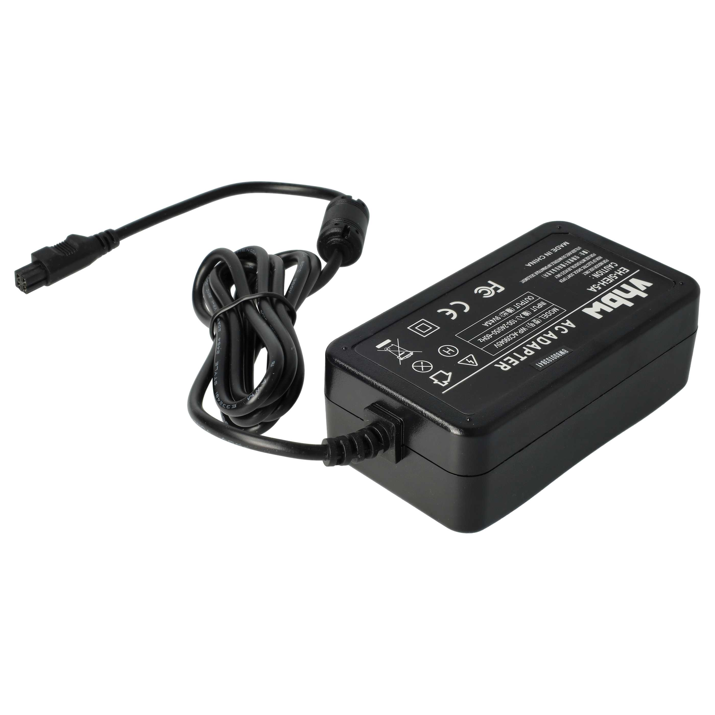 Schwarzer Netzadapter mit schwarzem Kabel, beschriftet mit weißem Text. Der Adapter befindet sich auf weißem Untergrund.