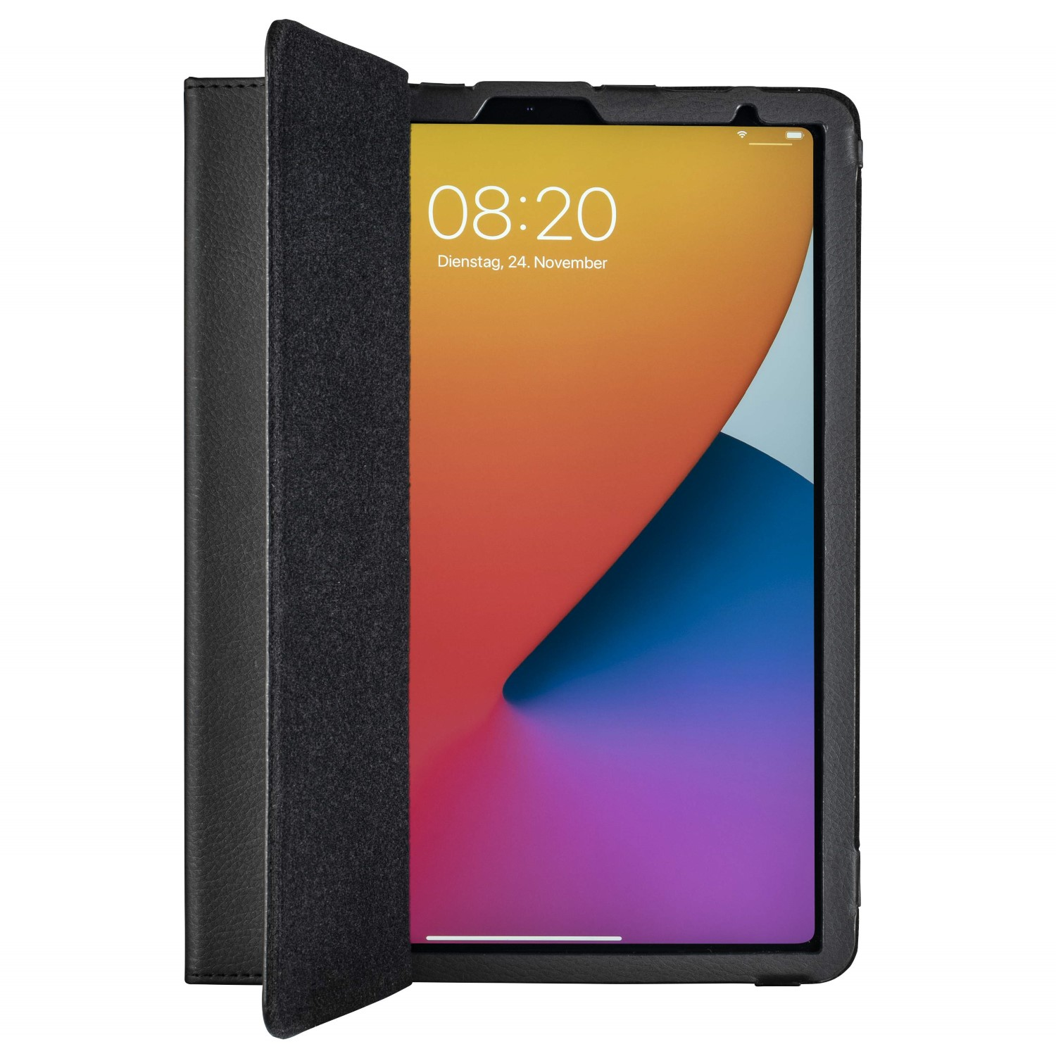 Ein iPad mit 08:20 Uhr am 24. November, in einer schwarzen Hülle, teilweise geöffnet. Der Bildschirm zeigt Farben.