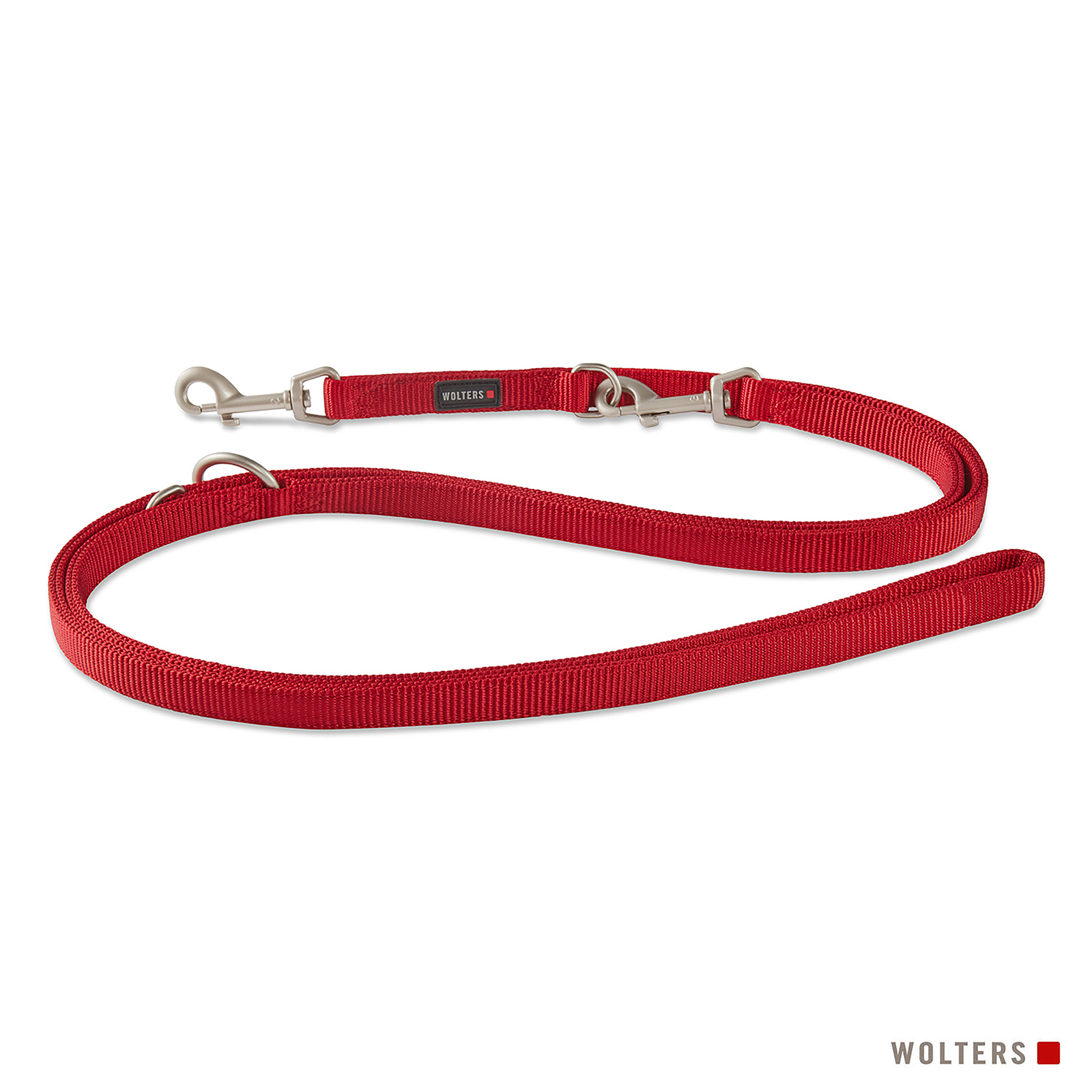 Eine rote Hundeleine mit Metallverschlüssen und einem Griff. Der Markenname 'WOLTERS' ist sichtbar.