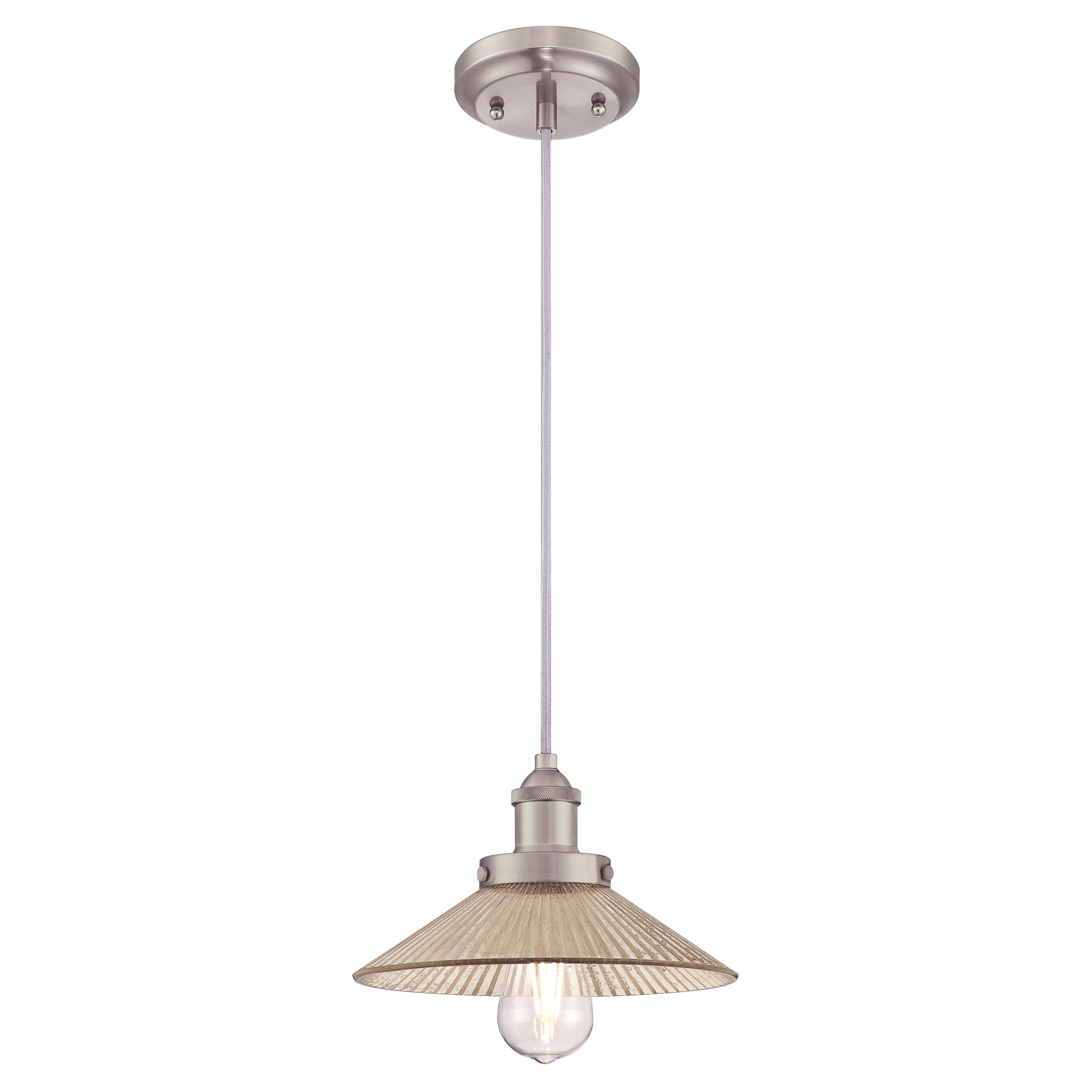 Eine Pendelleuchte mit silbernem Finish. Sie hat einen Glasschirm und eine sichtbare Glühbirne.