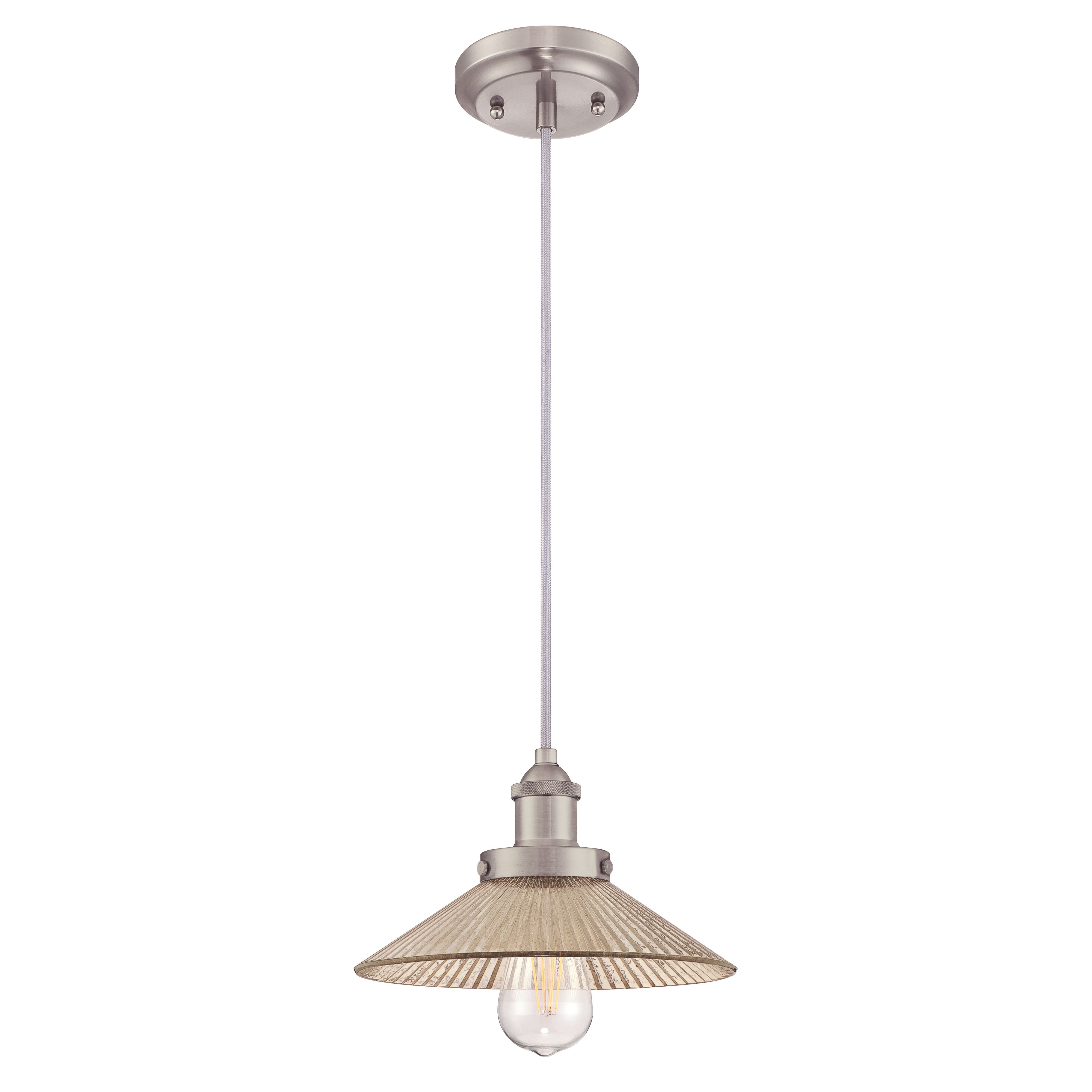 Eine Pendelleuchte mit silberner Oberfläche, Glasschirm und sichtbarer Glühbirne. Sie hängt mit einem Kabel von der Decke.