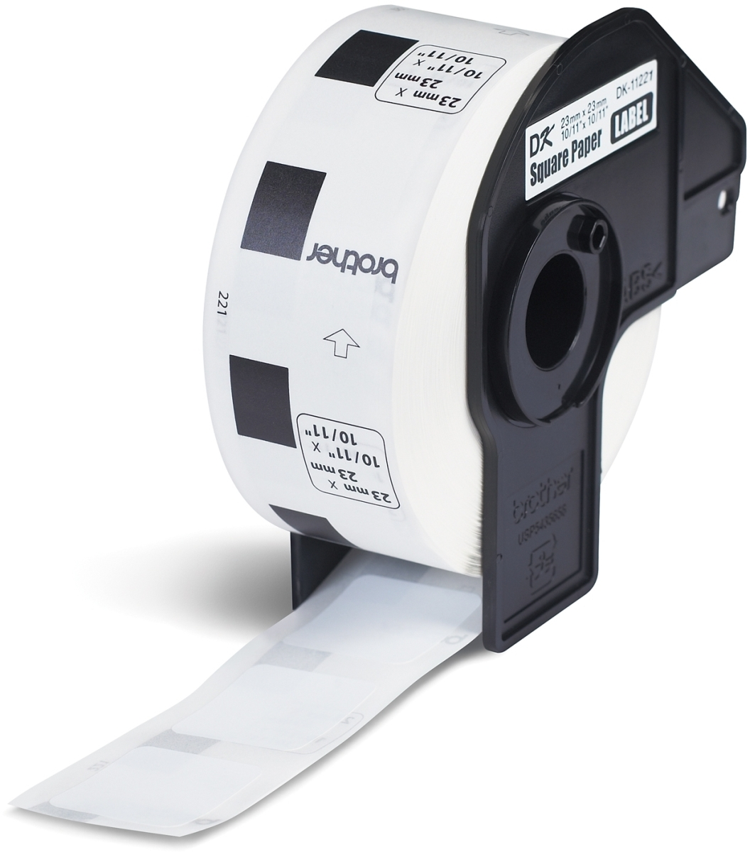 Biała rolka etykiet Brother z czarnymi kwadratami i tekstem, w czarnym dozowniku. Etykiety są oznaczone "Square Paper" i "23mm x 23mm".