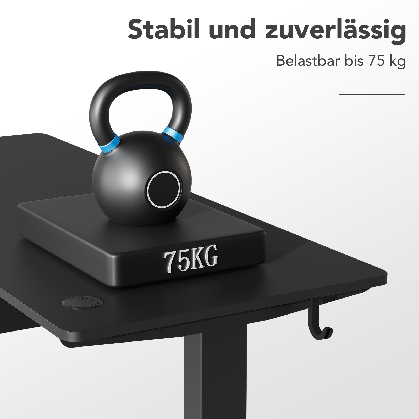Eine schwarze Kettlebell ruht auf einer schwarzen Plattform mit der Aufschrift 75KG auf einem schwarzen Schreibtisch.