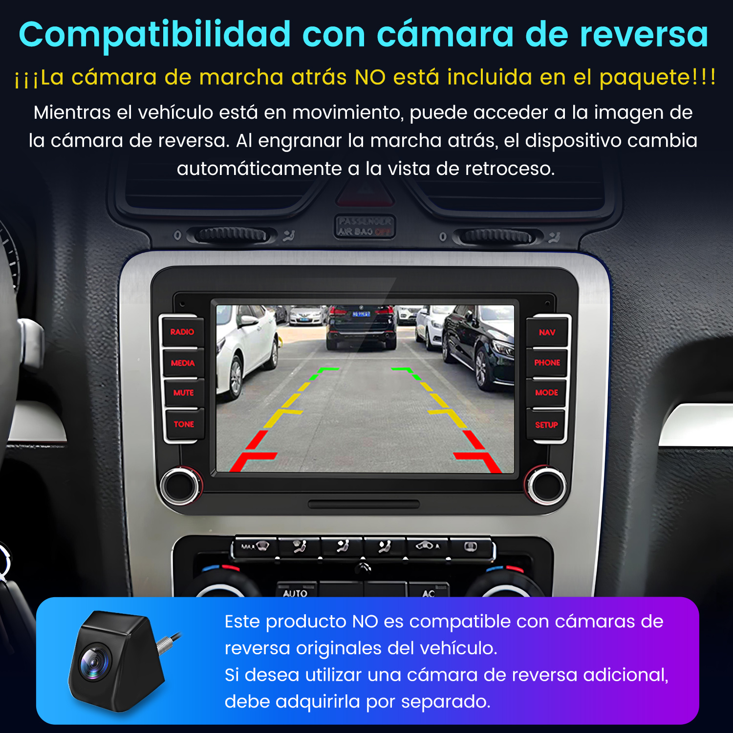 Interior del coche con pantalla que muestra la vista de la cámara de marcha atrás. Coches detrás. Cámara adicional abajo a la izquierda. Texto en español.