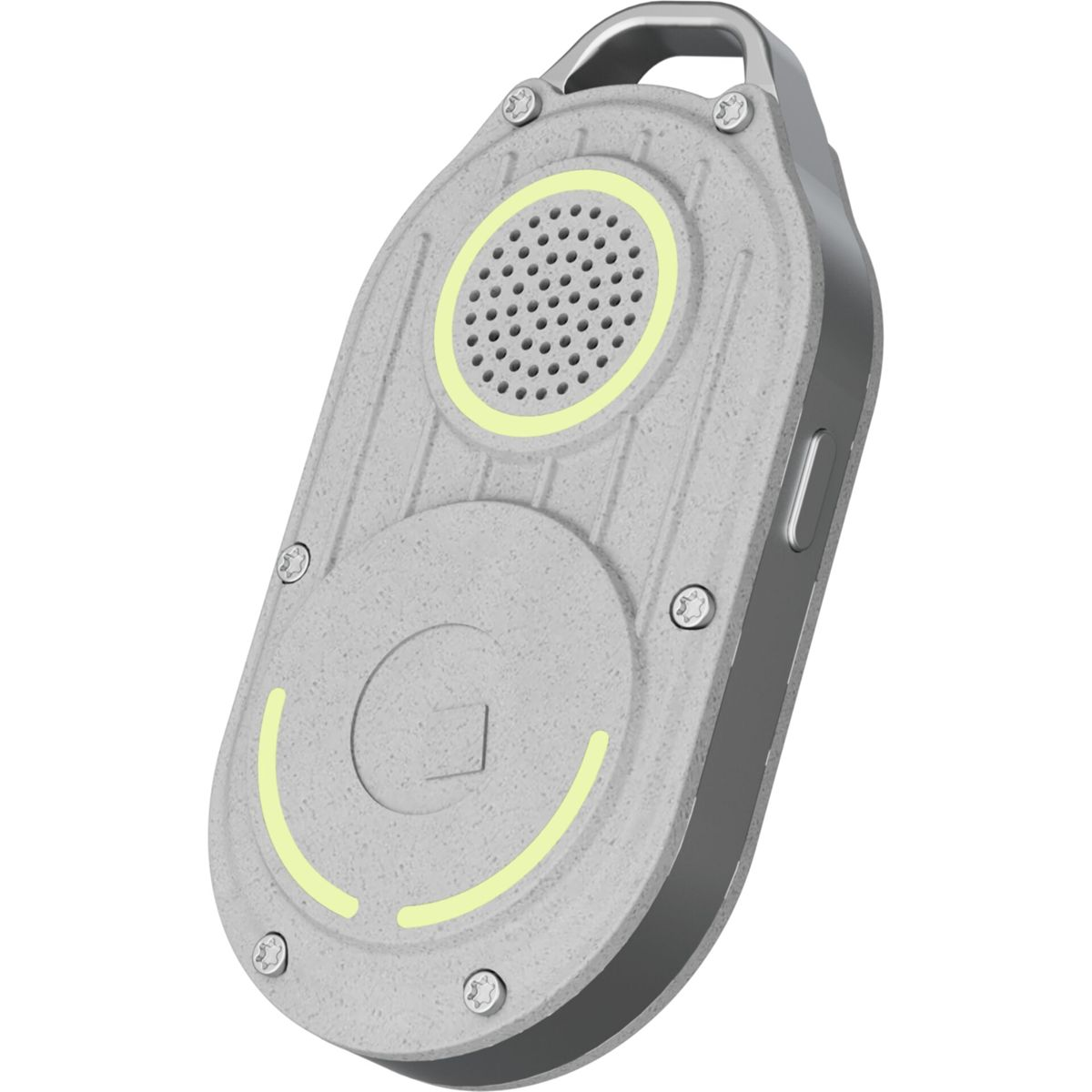 Een grijs, ovaal elektronisch apparaat met een metalen lus. Het heeft een luidspreker, een knop en een oplichtende ring en lijnen in neon groen.