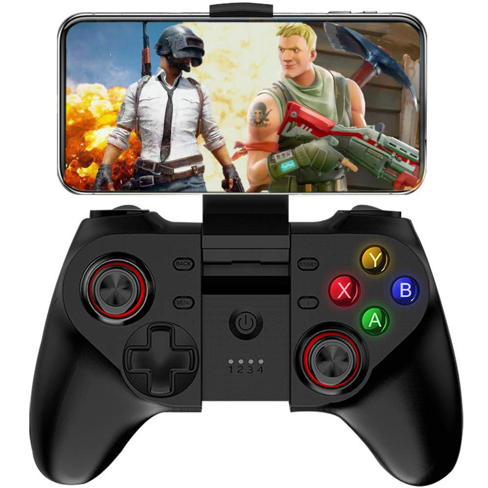 Ein schwarzer Gamecontroller mit einem Smartphone, das ein Spiel anzeigt. Der Bildschirm zeigt Charaktere in einer Kampfszene.