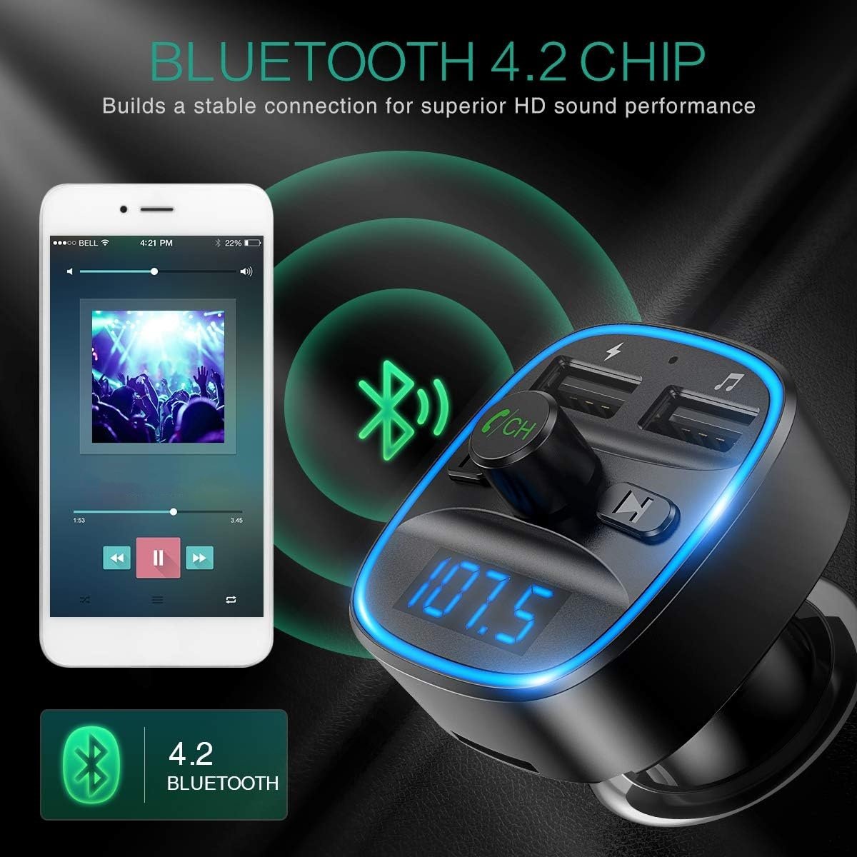 Das Bild zeigt ein Bluetooth-Autoradio und ein Telefon. Das Kit hat USB-Anschlüsse und ein digitales Display. Das Telefon zeigt Musiksteuerungen.
